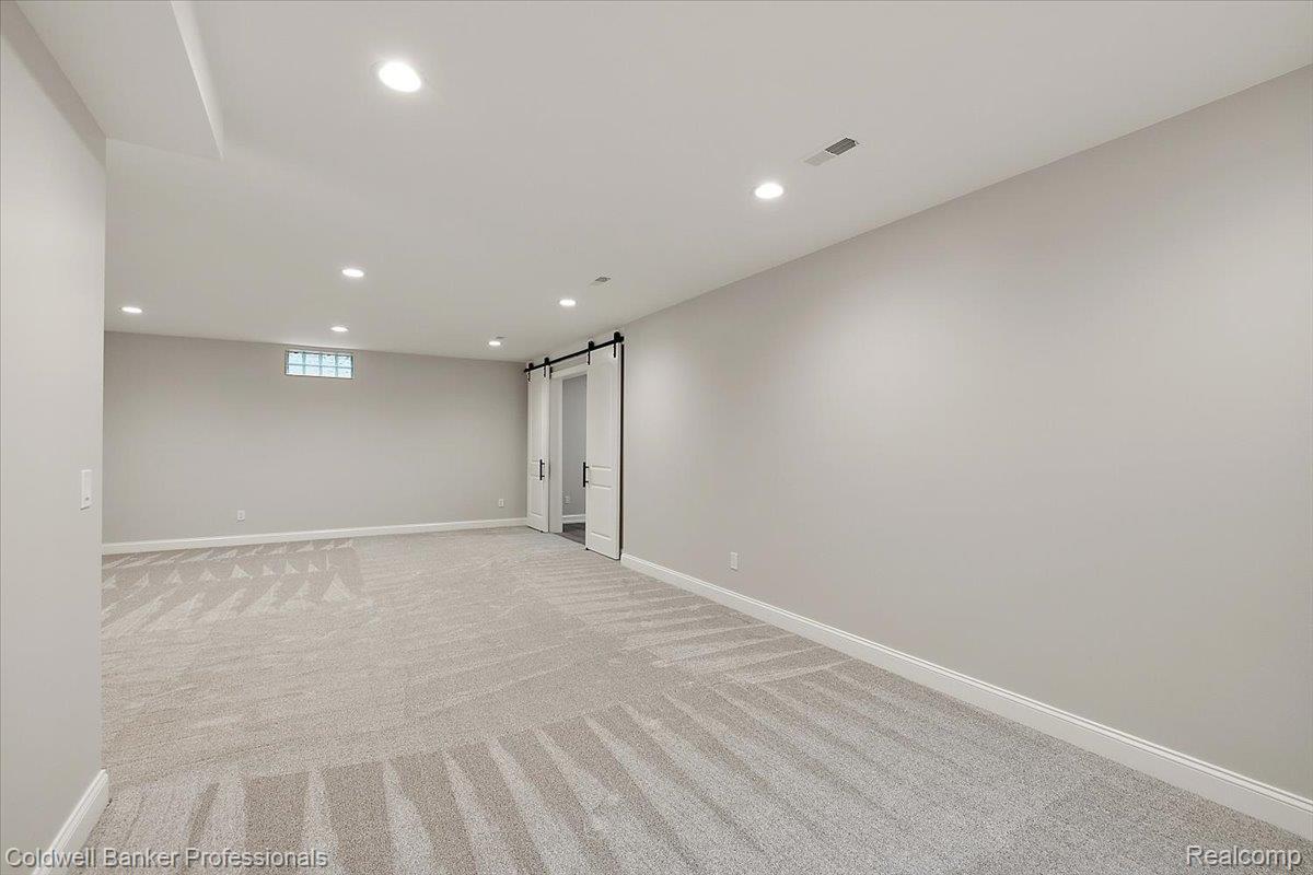 Plymouth, Michigan, 48170, United States, 4 Bedrooms Bedrooms, ,4 BathroomsBathrooms,Residential,For Sale,1986255