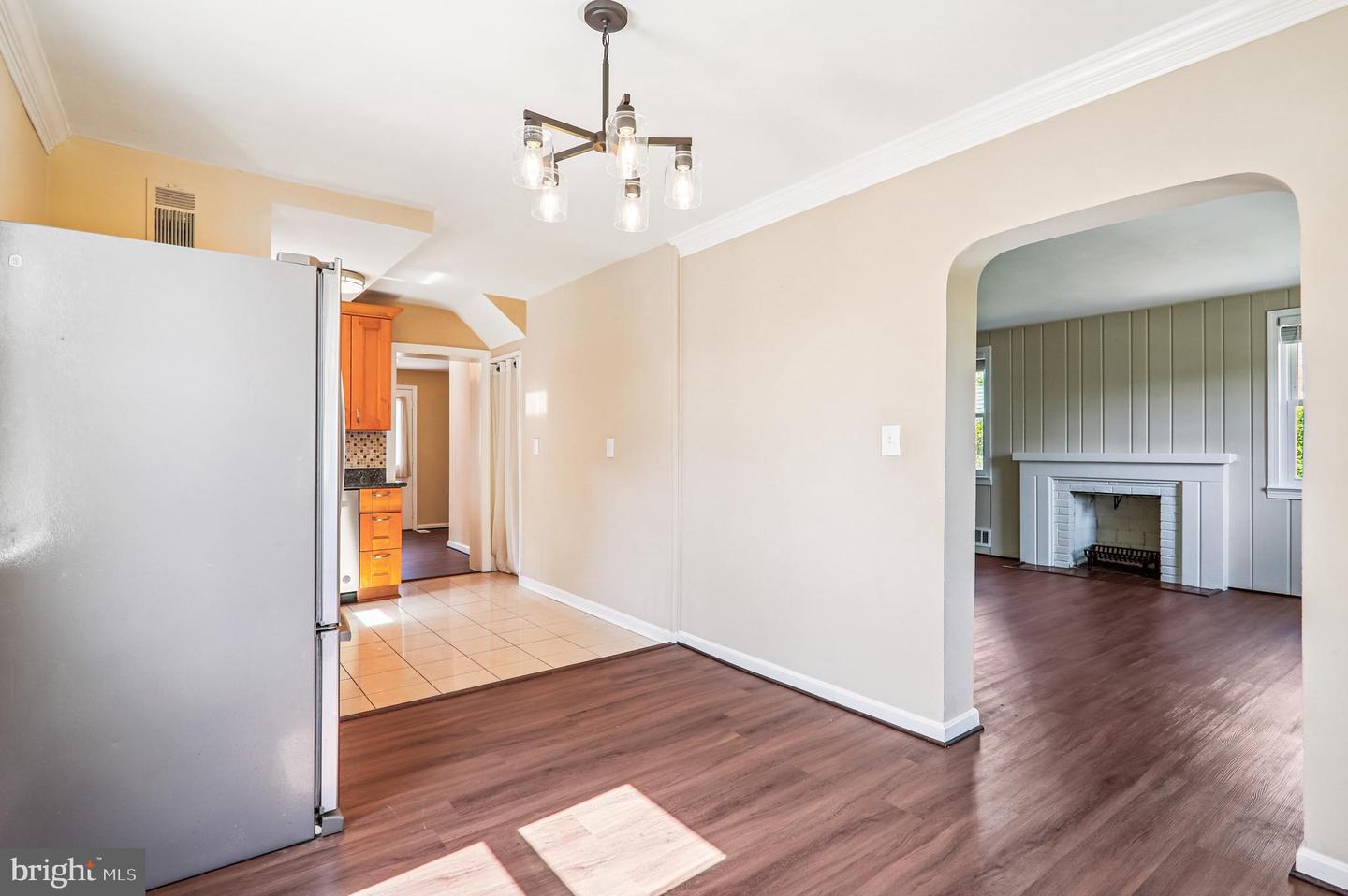 Silver Spring, Maryland, 20901, United States, 4 Bedrooms Bedrooms, ,3 BathroomsBathrooms,Residential,For Sale,1932043