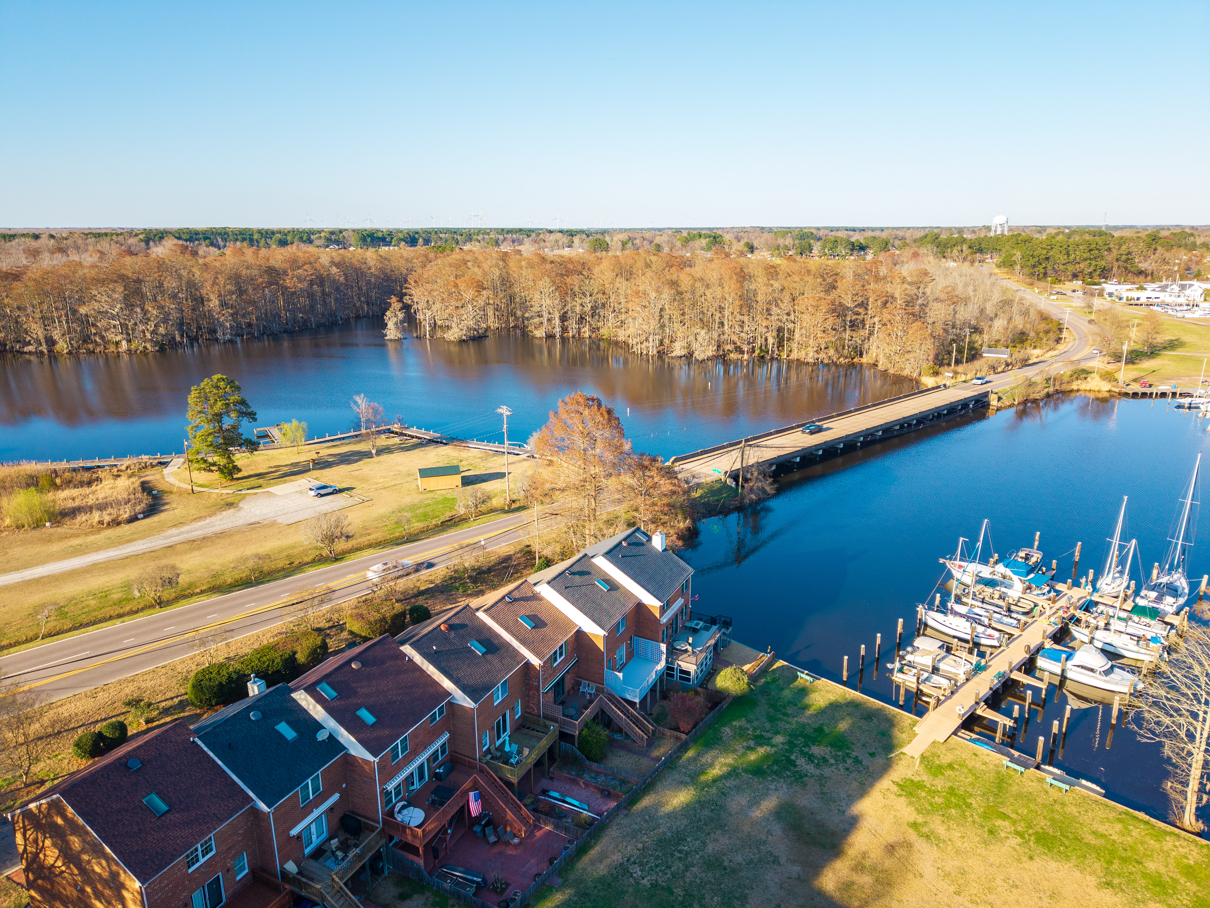  WATERFRONT TOWNHOUSE WITH DEEDED BOAT SLIP - 物件實景