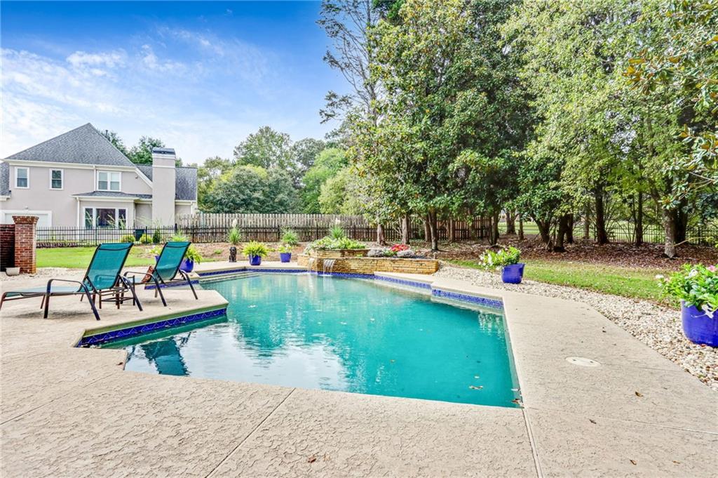 Cumming, Georgia, 30041, United States, 4 Bedrooms Bedrooms, ,4 BathroomsBathrooms,Residential,For Sale,1989909