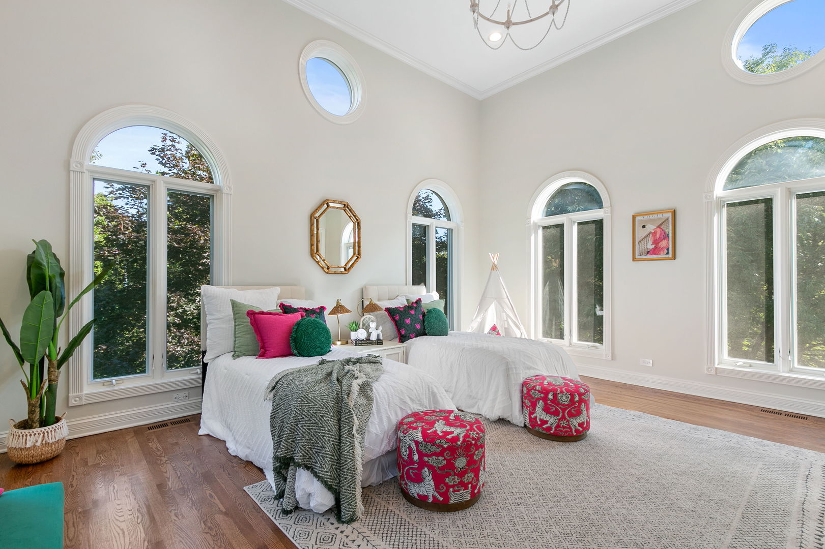 Winnetka, Illinois, 60093, United States, 6 Bedrooms Bedrooms, ,8 BathroomsBathrooms,Residential,For Sale,1991564