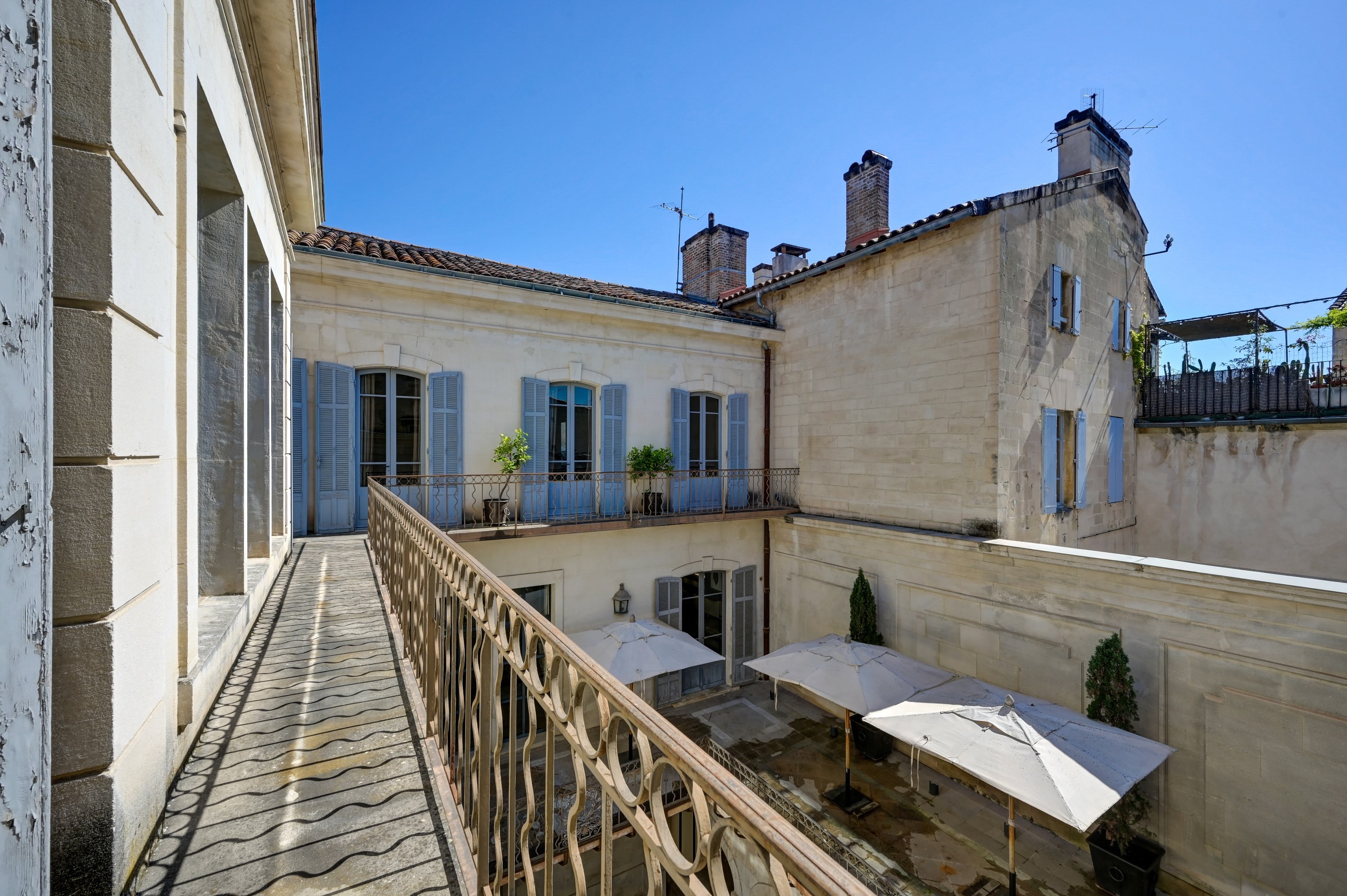  Exceptional 19th-century private mansion with interior courtyard, in the heart … - 物件實景