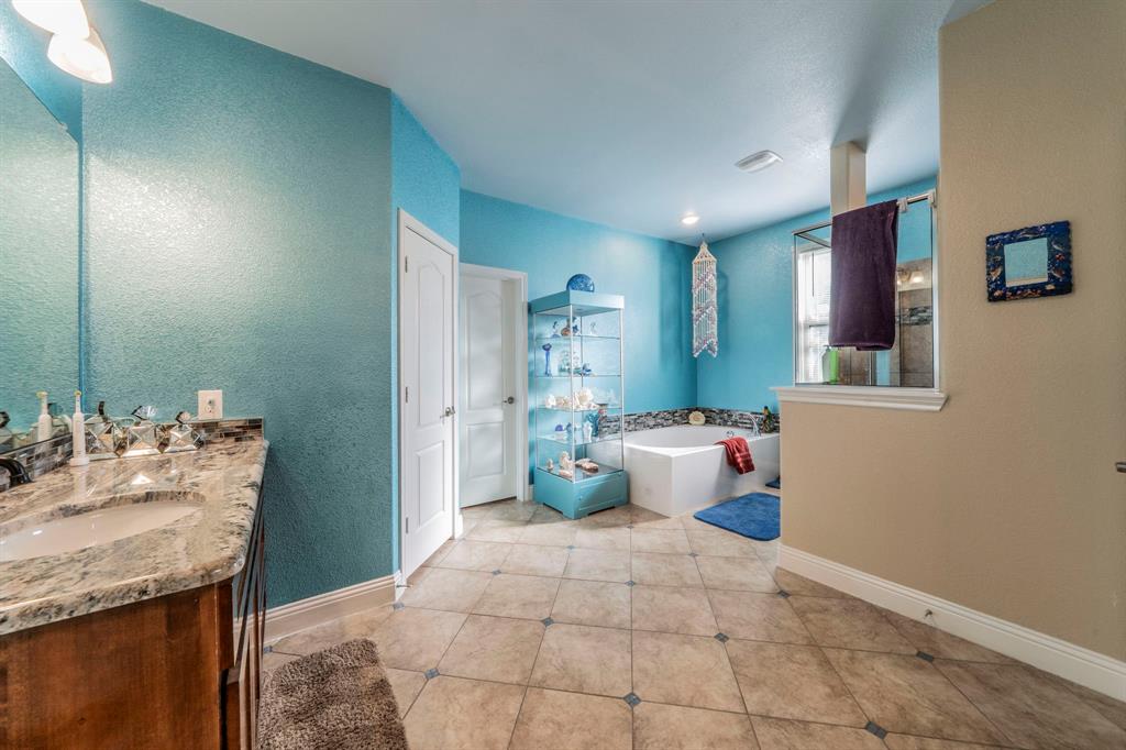 Cedar Hill, Texas, 75104, United States, 3 Bedrooms Bedrooms, ,3 BathroomsBathrooms,Residential,For Sale,1986089