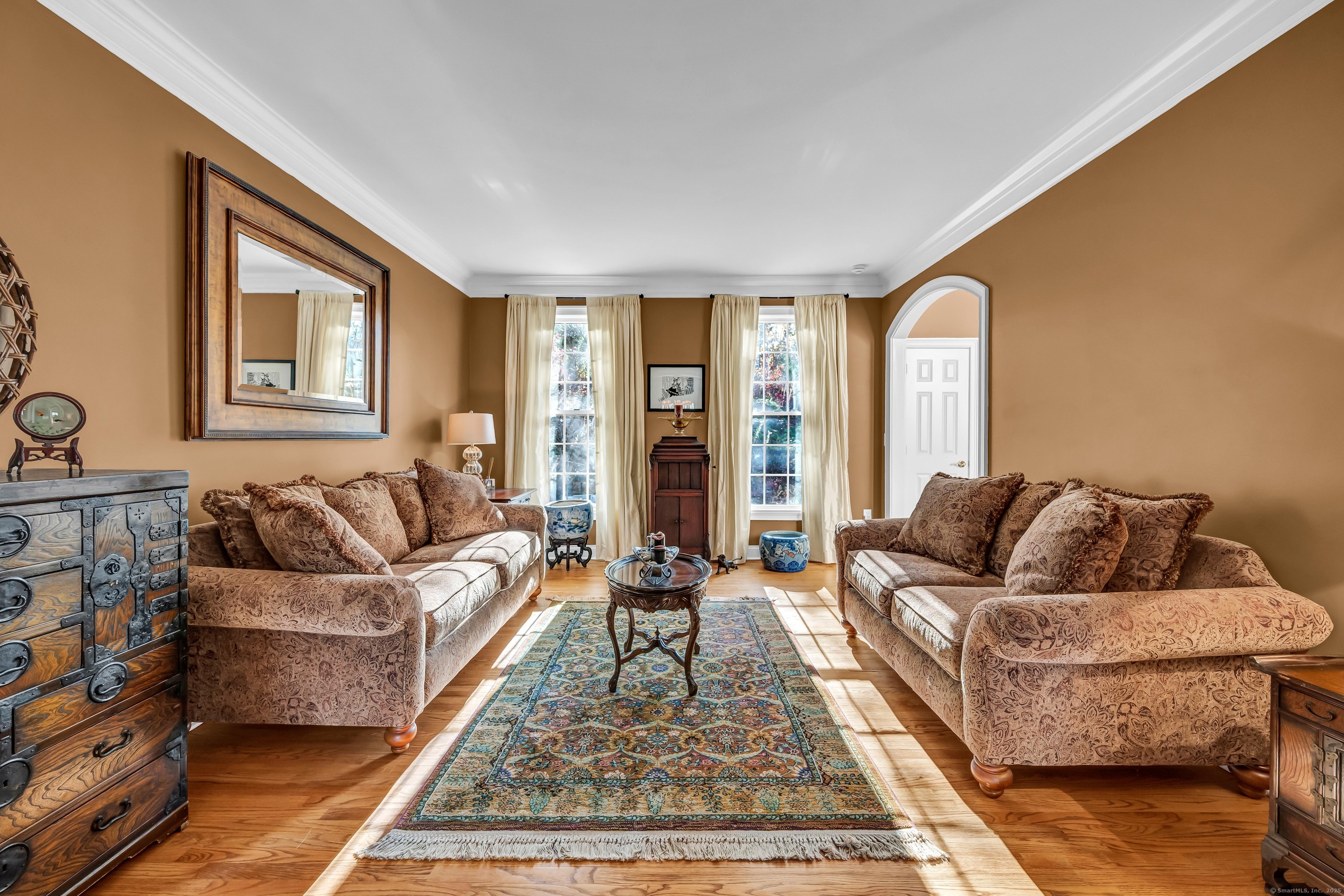 New Milford, Connecticut, 06776, United States, 4 Bedrooms Bedrooms, ,4 BathroomsBathrooms,Residential,For Sale,1987689