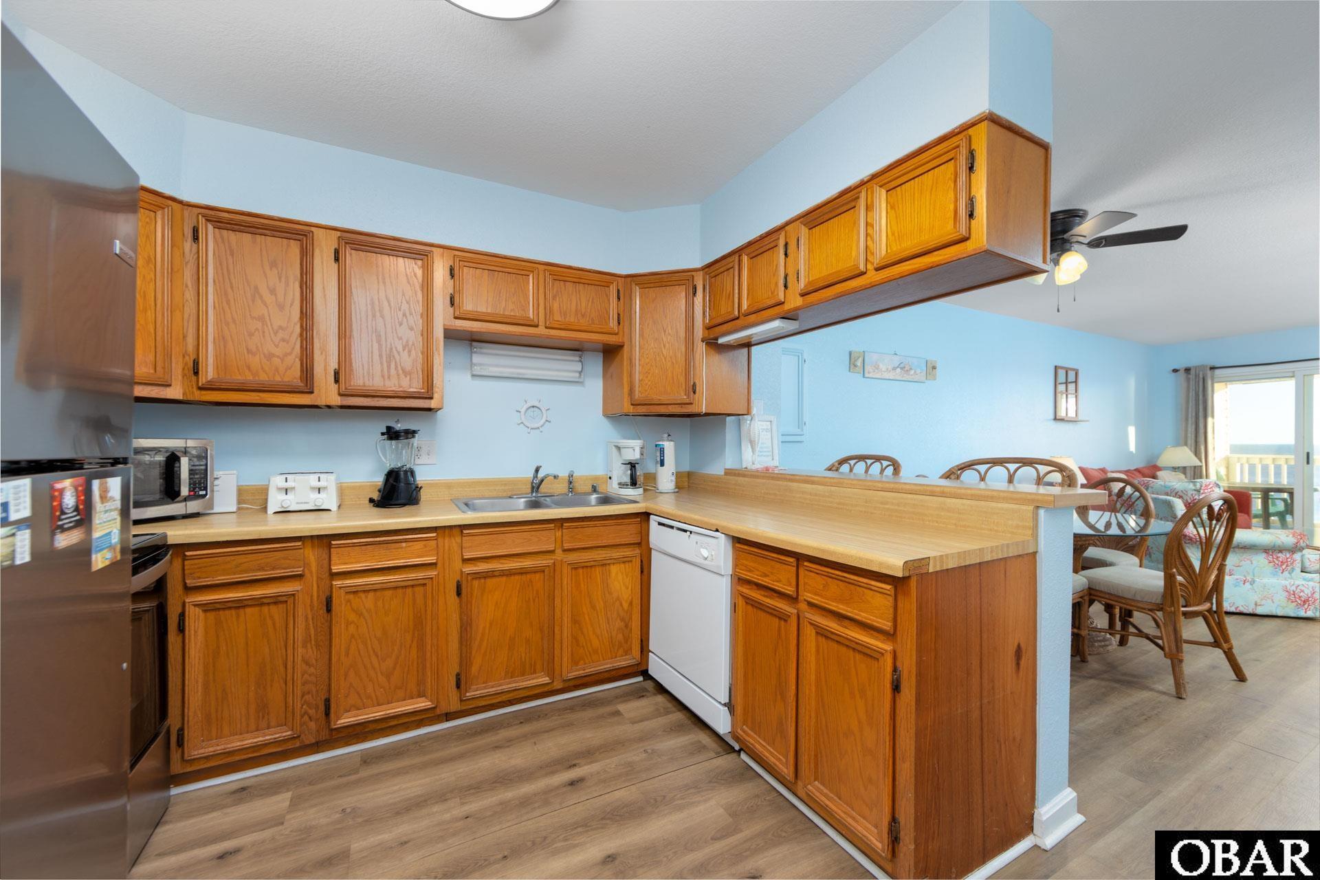 Kill Devil Hills, North Carolina, 27948, United States, 2 Bedrooms Bedrooms, ,2 BathroomsBathrooms,Residential,For Sale,1988255