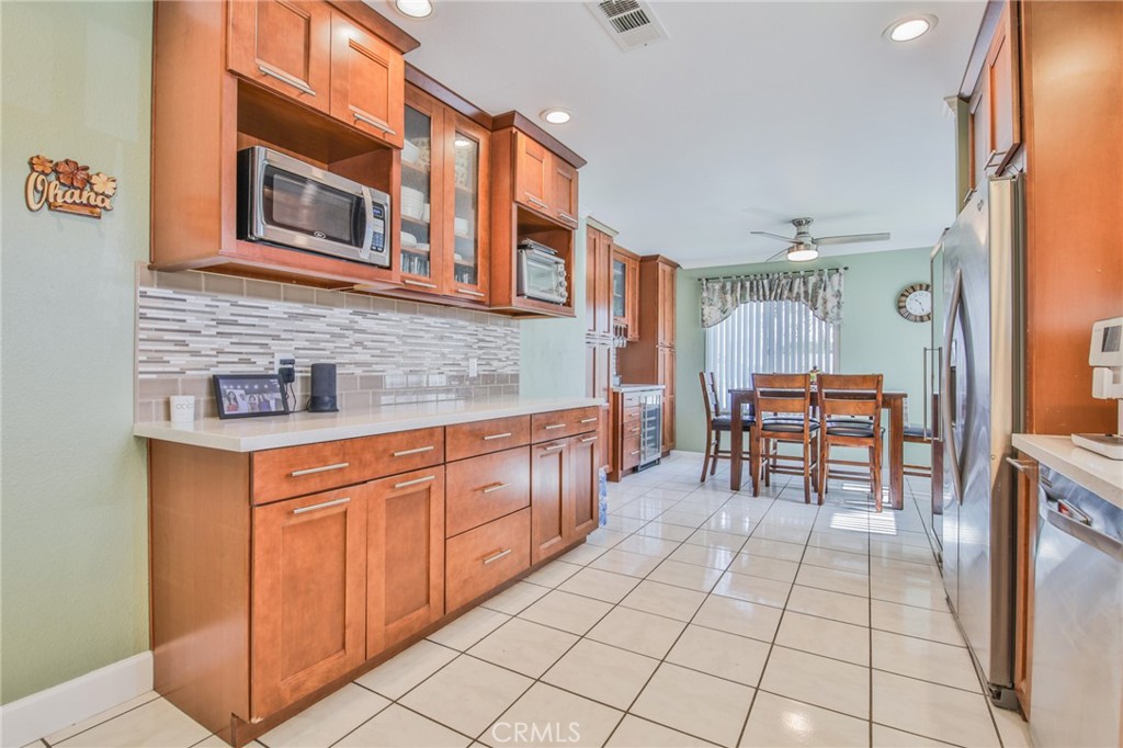 Valencia, California, 91354, United States, 3 Bedrooms Bedrooms, ,3 BathroomsBathrooms,Residential,For Sale,2034142