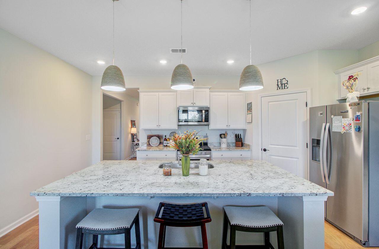 Johns Island, South Carolina, 29455, United States, 4 Bedrooms Bedrooms, ,2 BathroomsBathrooms,Residential,For Sale,1967653