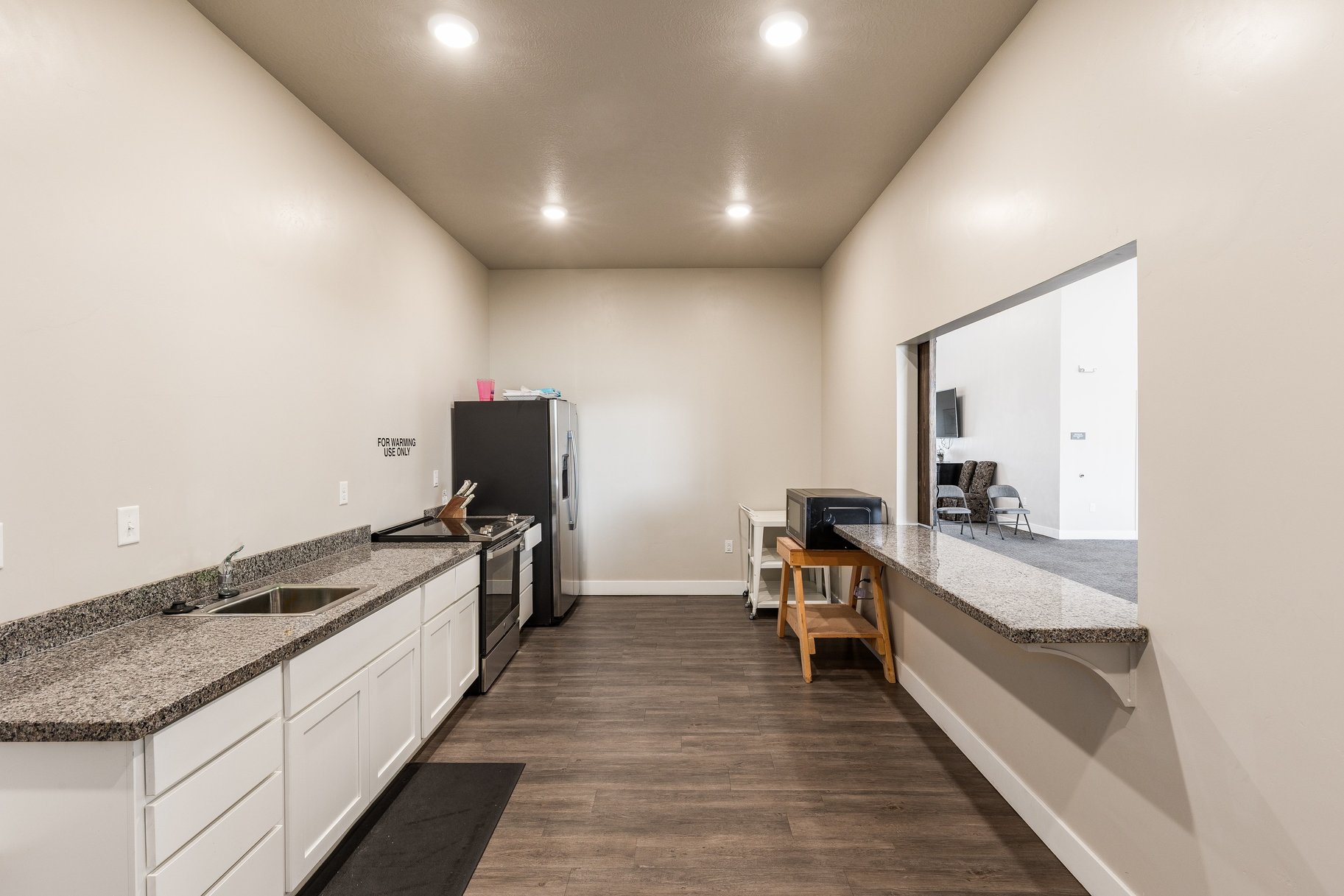  Fantastic 4 Bedroom Home in 55+ Community in Mapleton - 物件實景