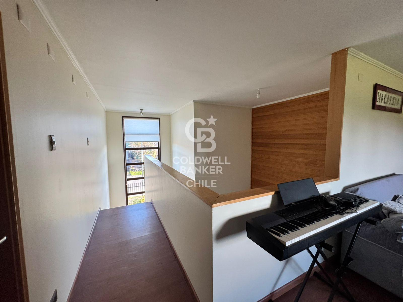 Puerto Varas, Chile, 5 Bedrooms Bedrooms, ,4 BathroomsBathrooms,Residential,For Sale,1927519
