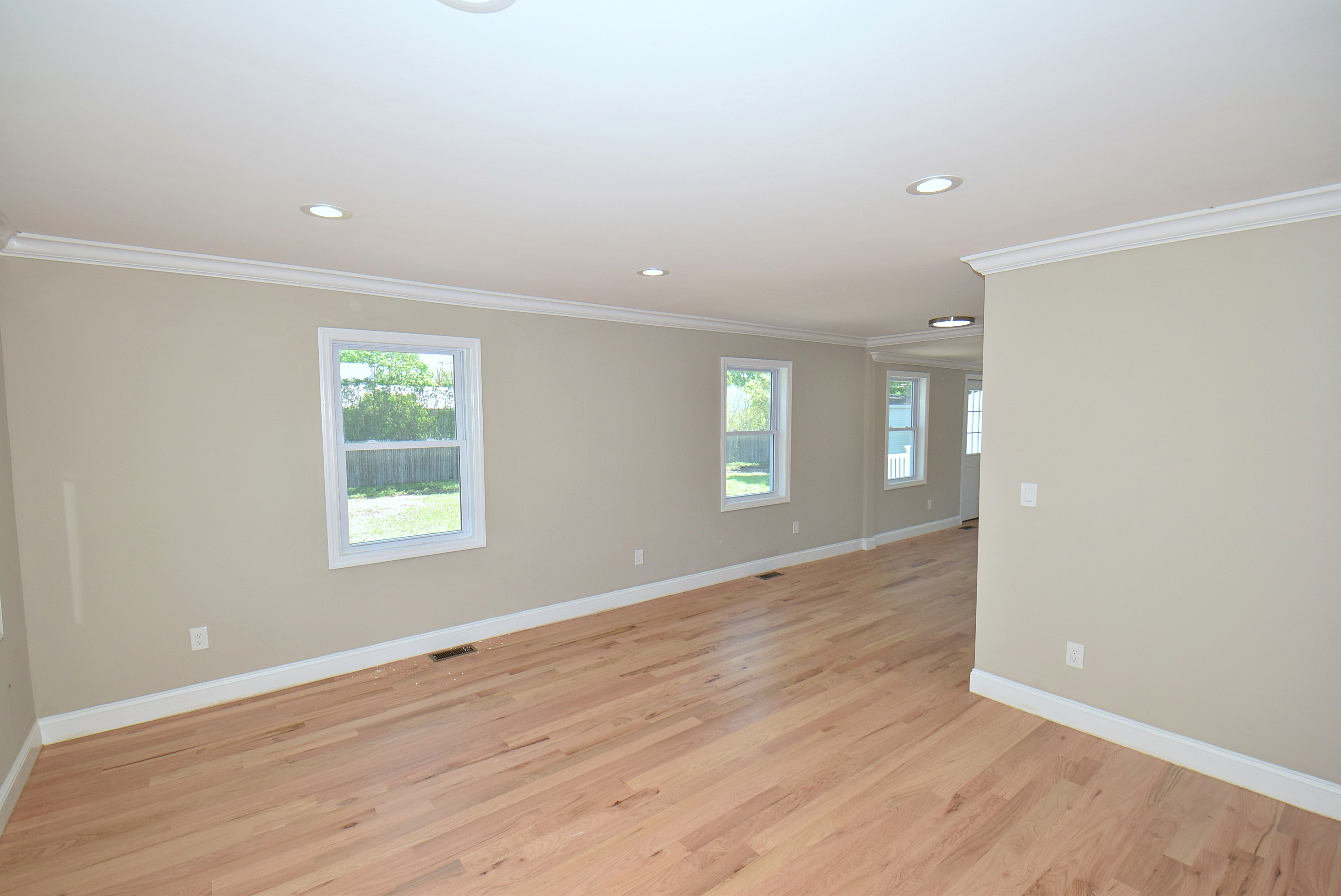 East Marion, New York, 11939, United States, 3 Bedrooms Bedrooms, ,3 BathroomsBathrooms,Residential,For Sale,1805250