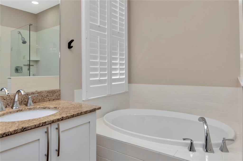 Tampa, Florida, 33604, United States, 3 Bedrooms Bedrooms, ,2 BathroomsBathrooms,Residential,For Sale,1912317