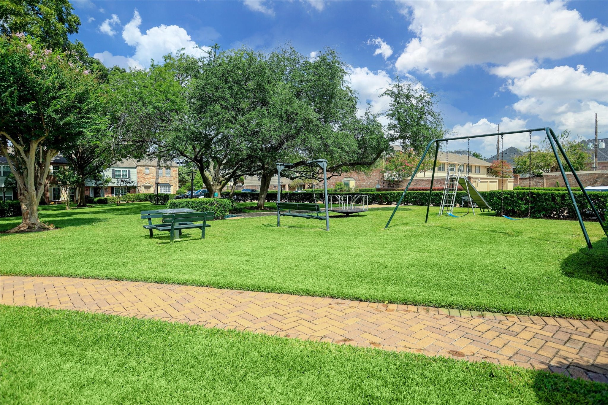  5827 Valley Forge Drive #83 - 物件實景
