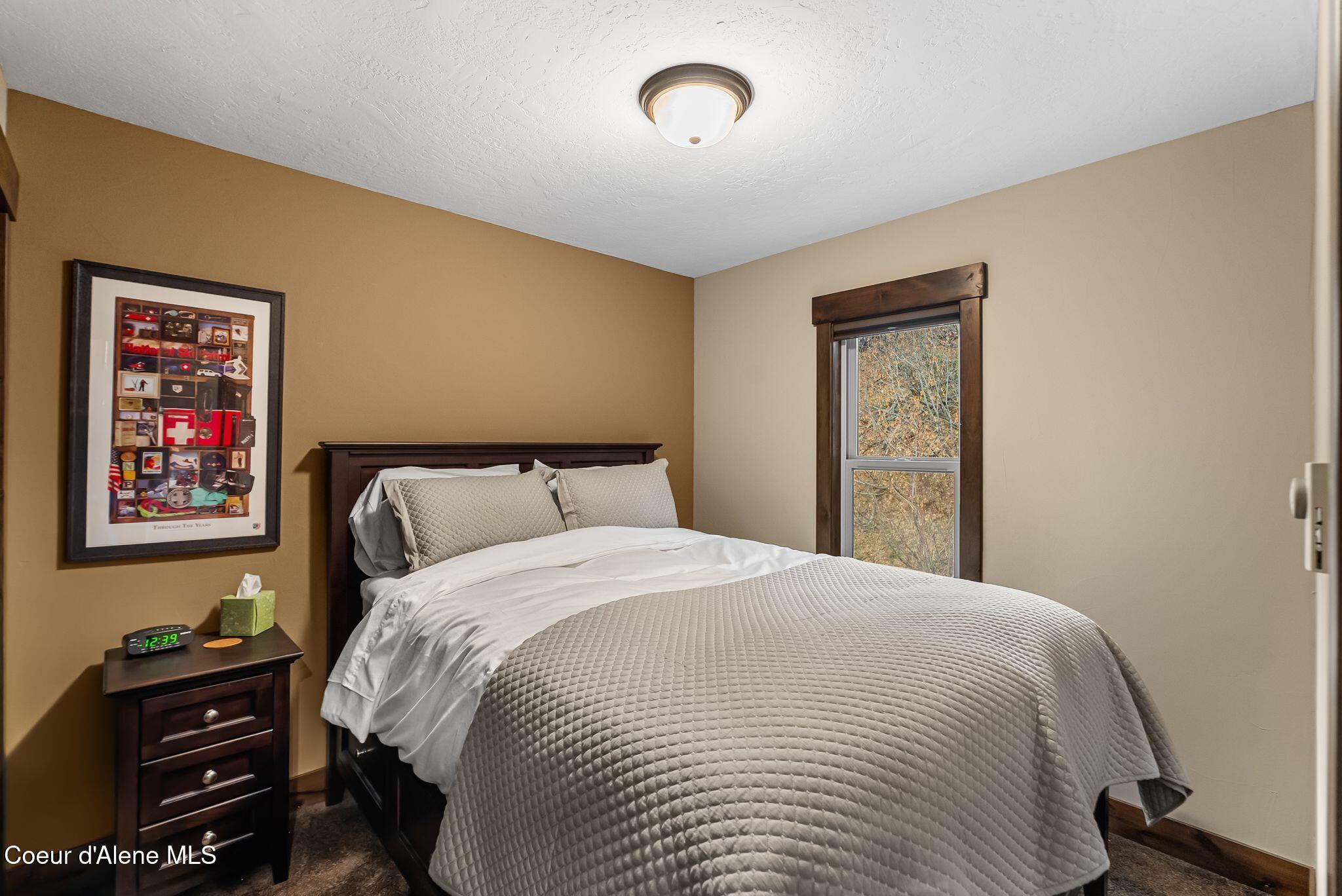 Sandpoint, Idaho, 83864, United States, 1 Bedroom Bedrooms, ,1 BathroomBathrooms,Residential,For Sale,1994218