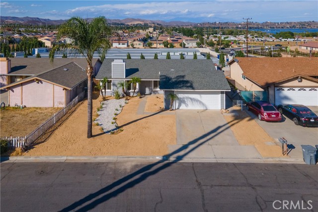 Lake Elsinore, California, 92530, United States, 3 Bedrooms Bedrooms, ,2 BathroomsBathrooms,Residential,For Sale,1942954