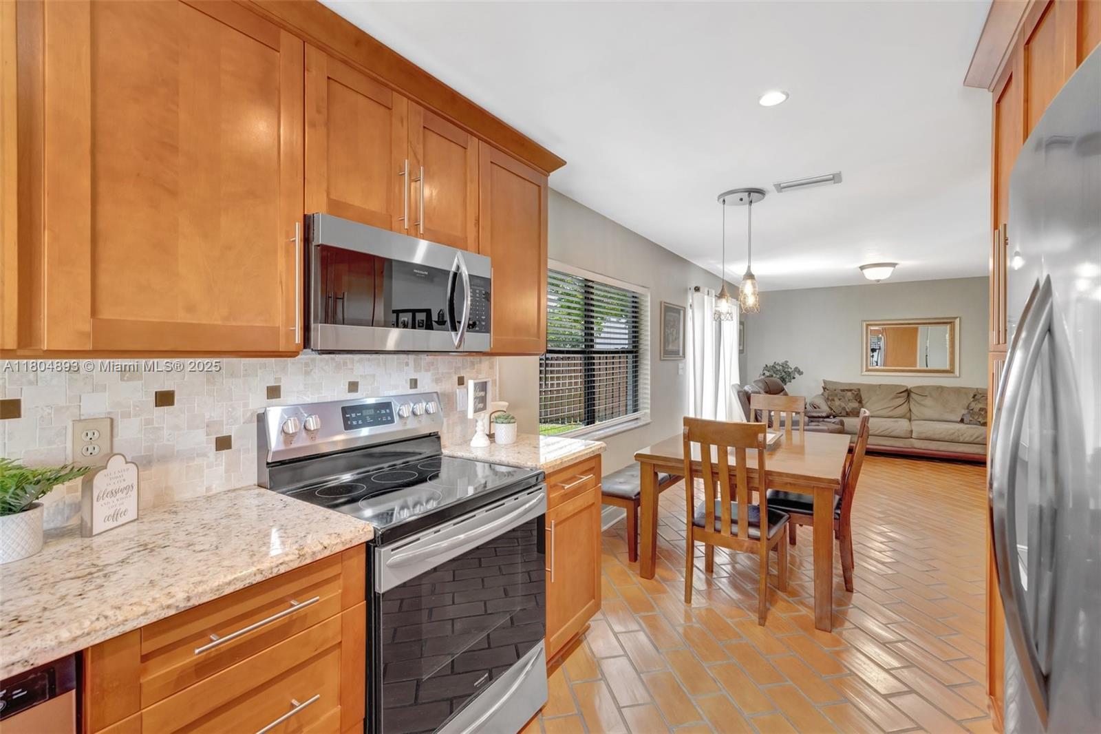 Cooper City, Florida, 33026, United States, 3 Bedrooms Bedrooms, ,2 BathroomsBathrooms,Residential,For Sale,1827965