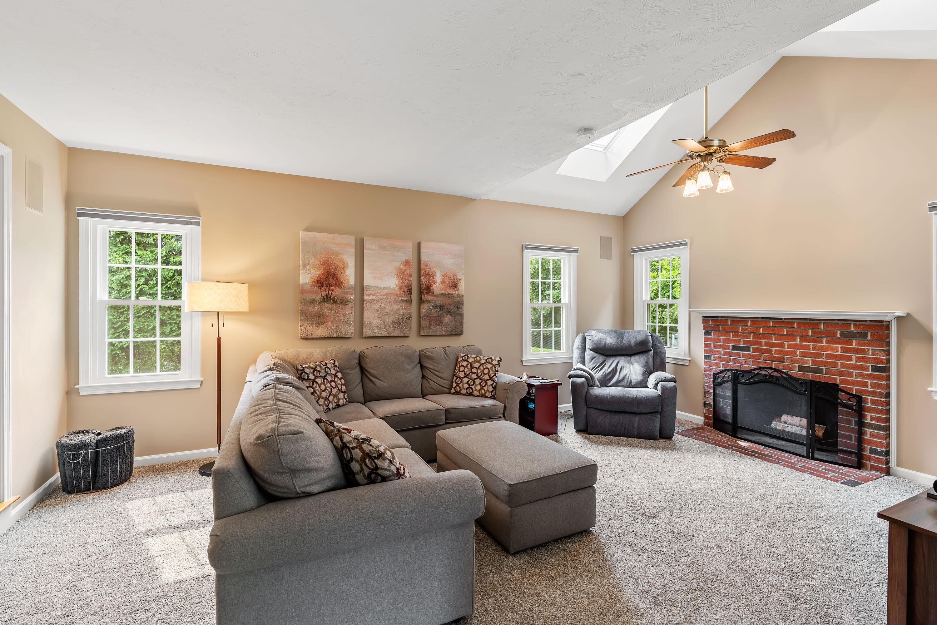  73 Hillando Drive, Shrewsbury, MA, 01545 - 物件實景