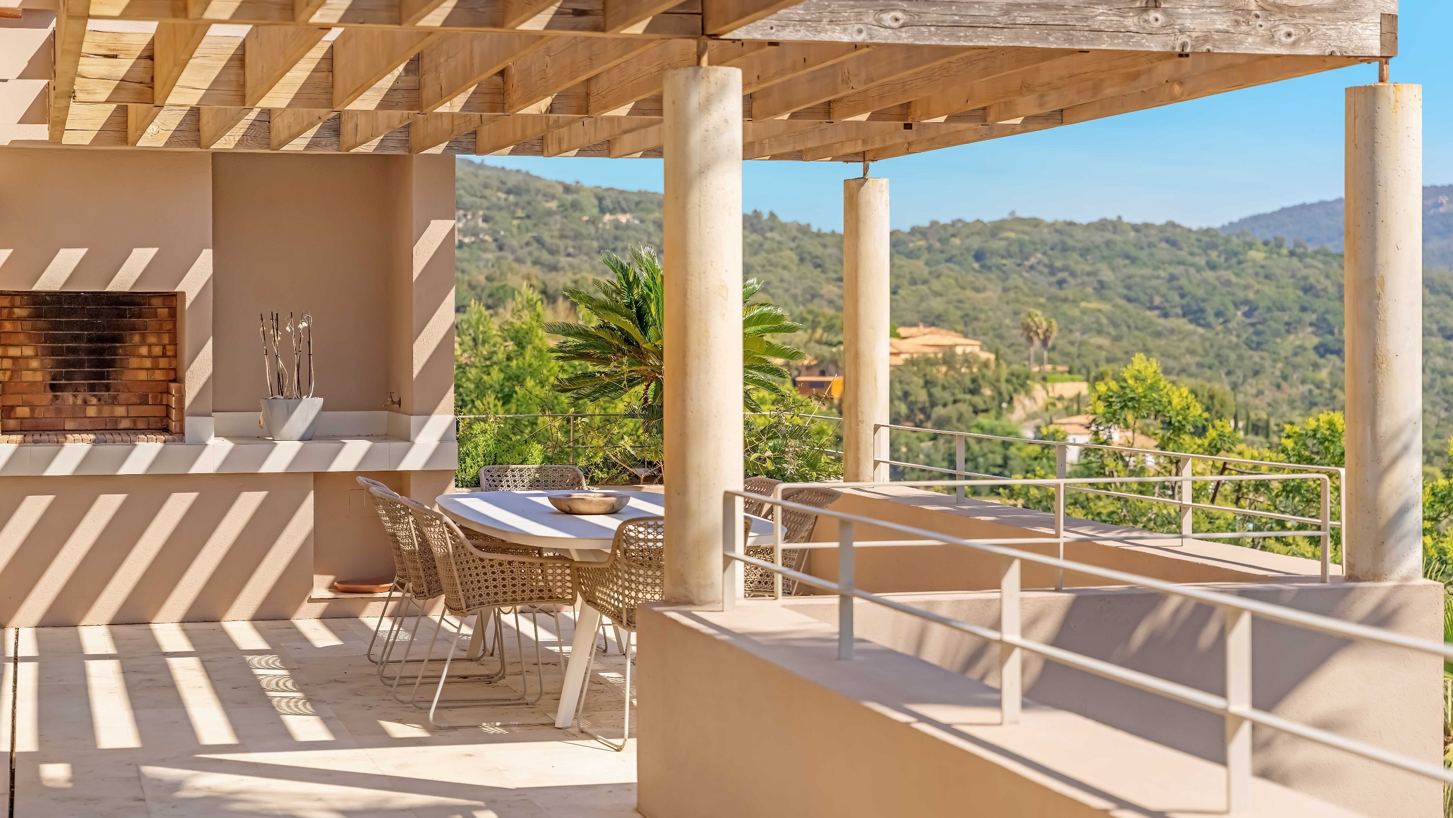  Grimaud villa 5 bedroom sea view Gulf of Saint-Tropez pool secure estate guest … - 物件實景