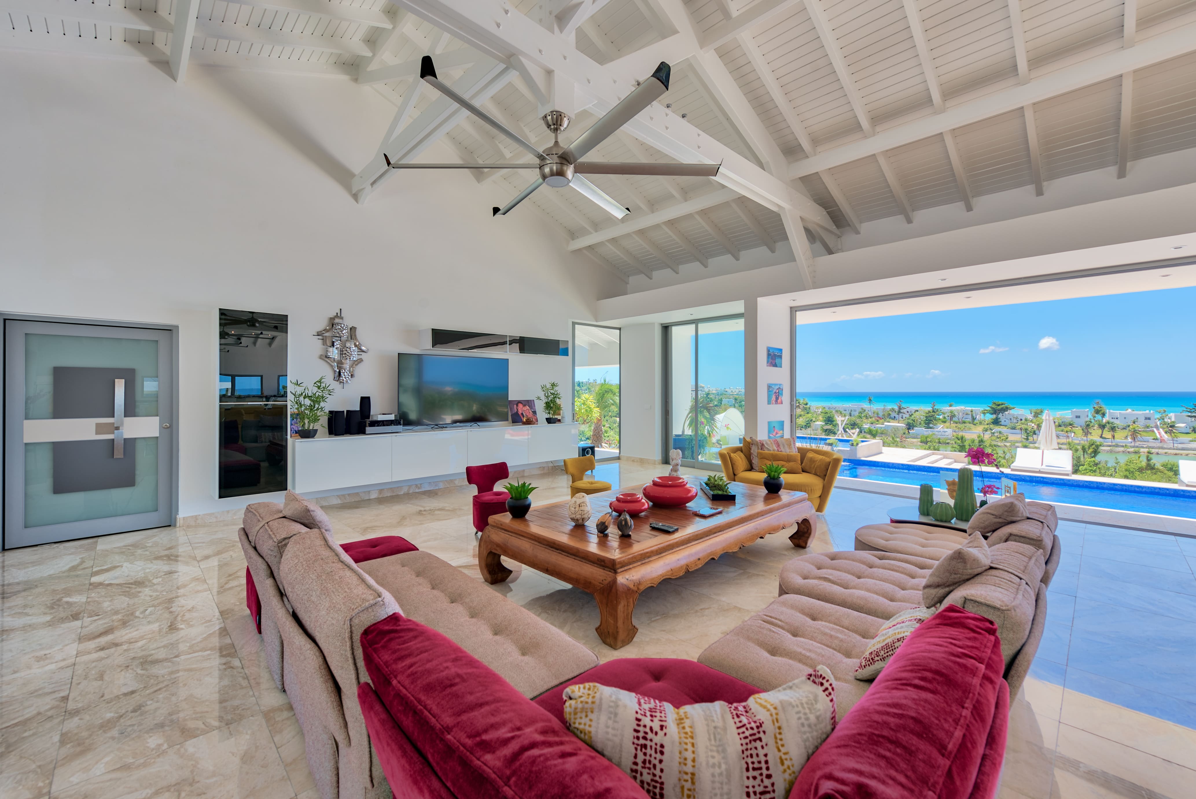  5 Bedroom Terres Basses Estate - 物件實景