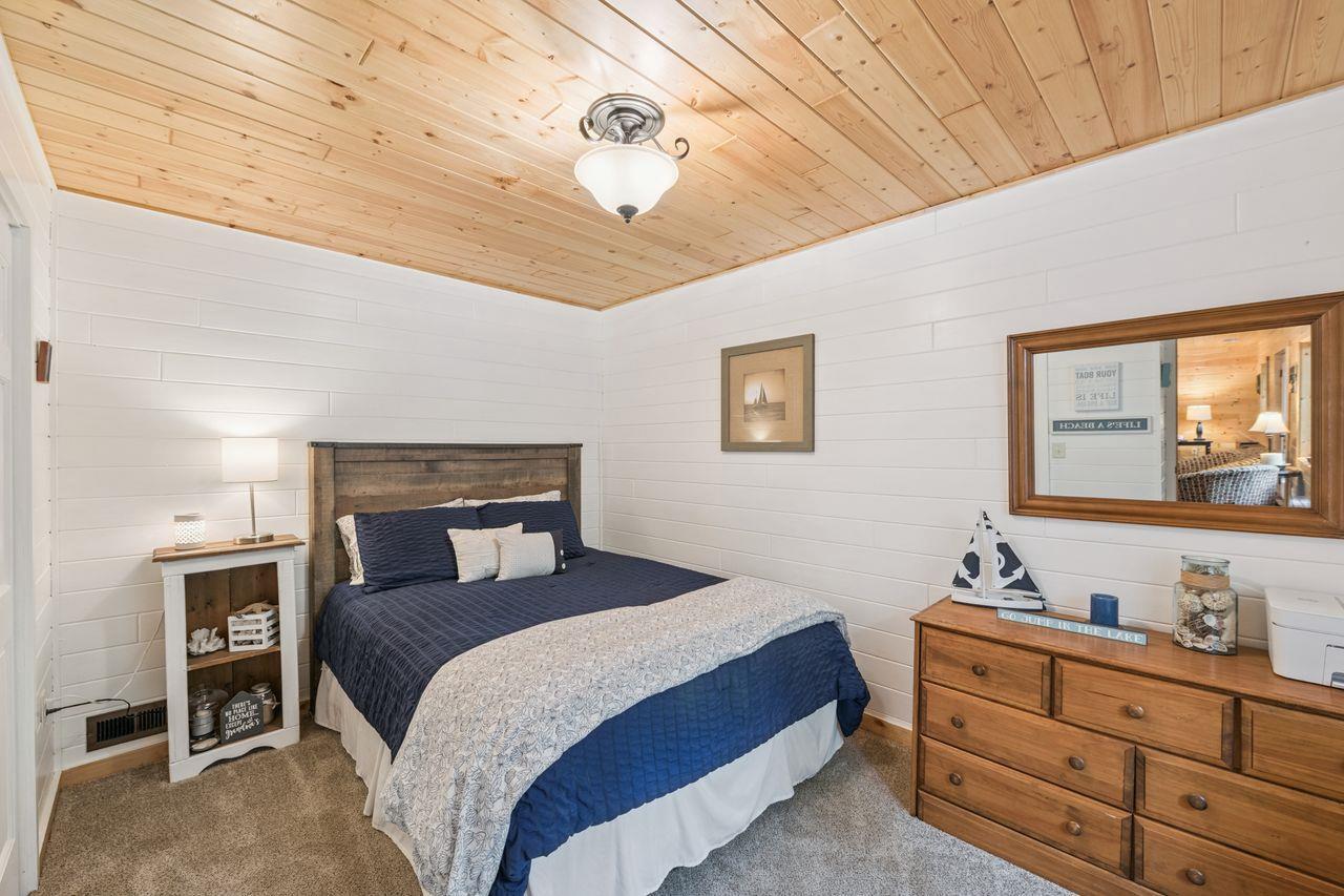 Iron River, Wisconsin, 54847, United States, 3 Bedrooms Bedrooms, ,2 BathroomsBathrooms,Residential,For Sale,1911262