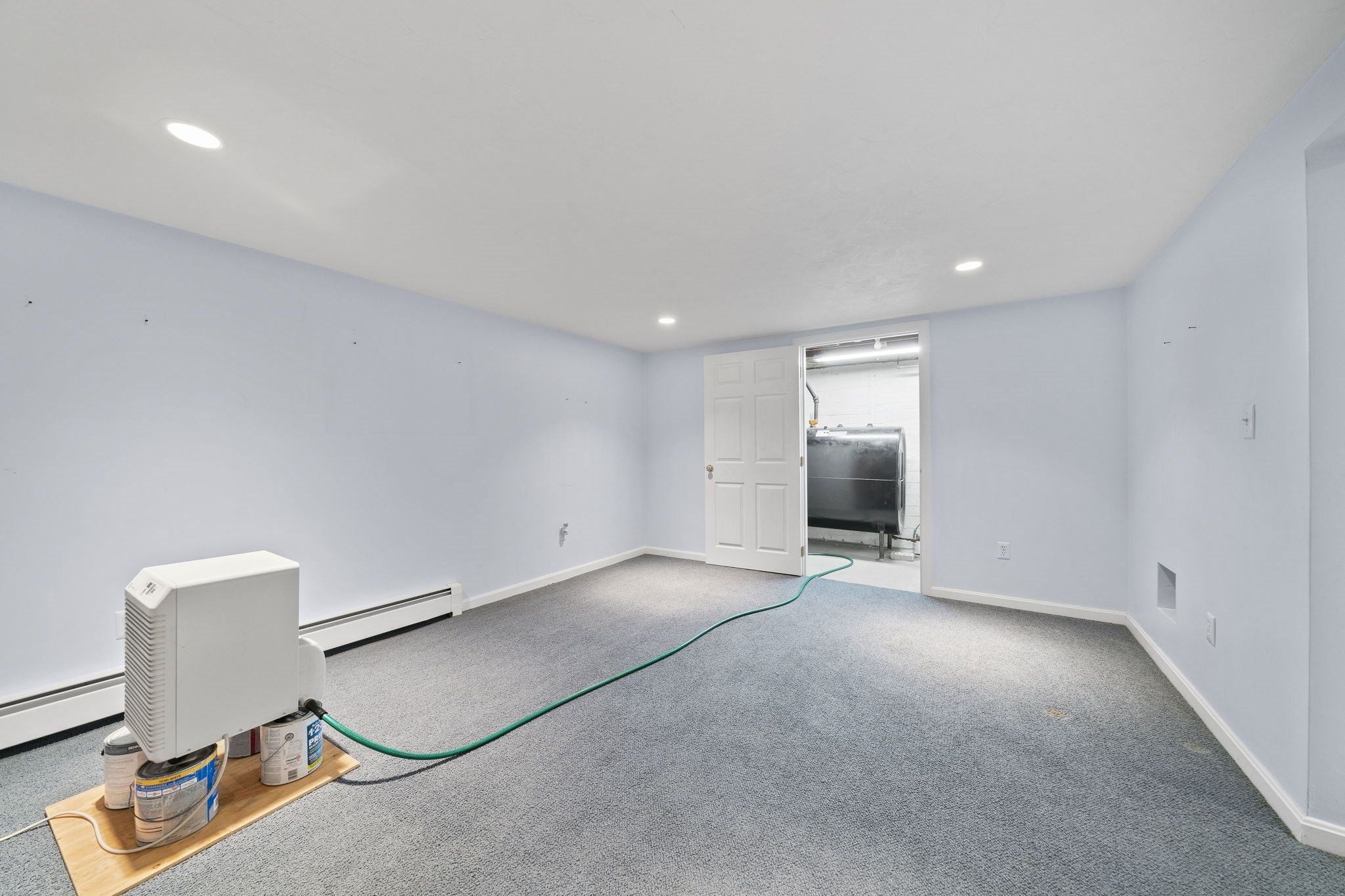 Braintree, Massachusetts, 02184, United States, 2 Bedrooms Bedrooms, ,2 BathroomsBathrooms,Residential,For Sale,1899290