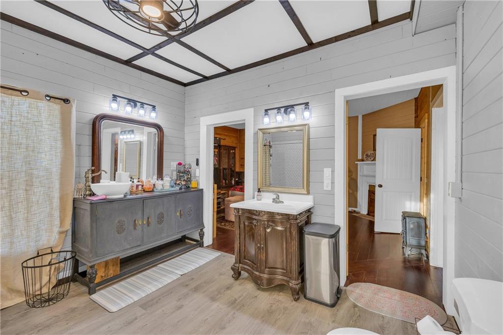 Jasper, Georgia, 30143, United States, 4 Bedrooms Bedrooms, ,2 BathroomsBathrooms,Residential,For Sale,1982973