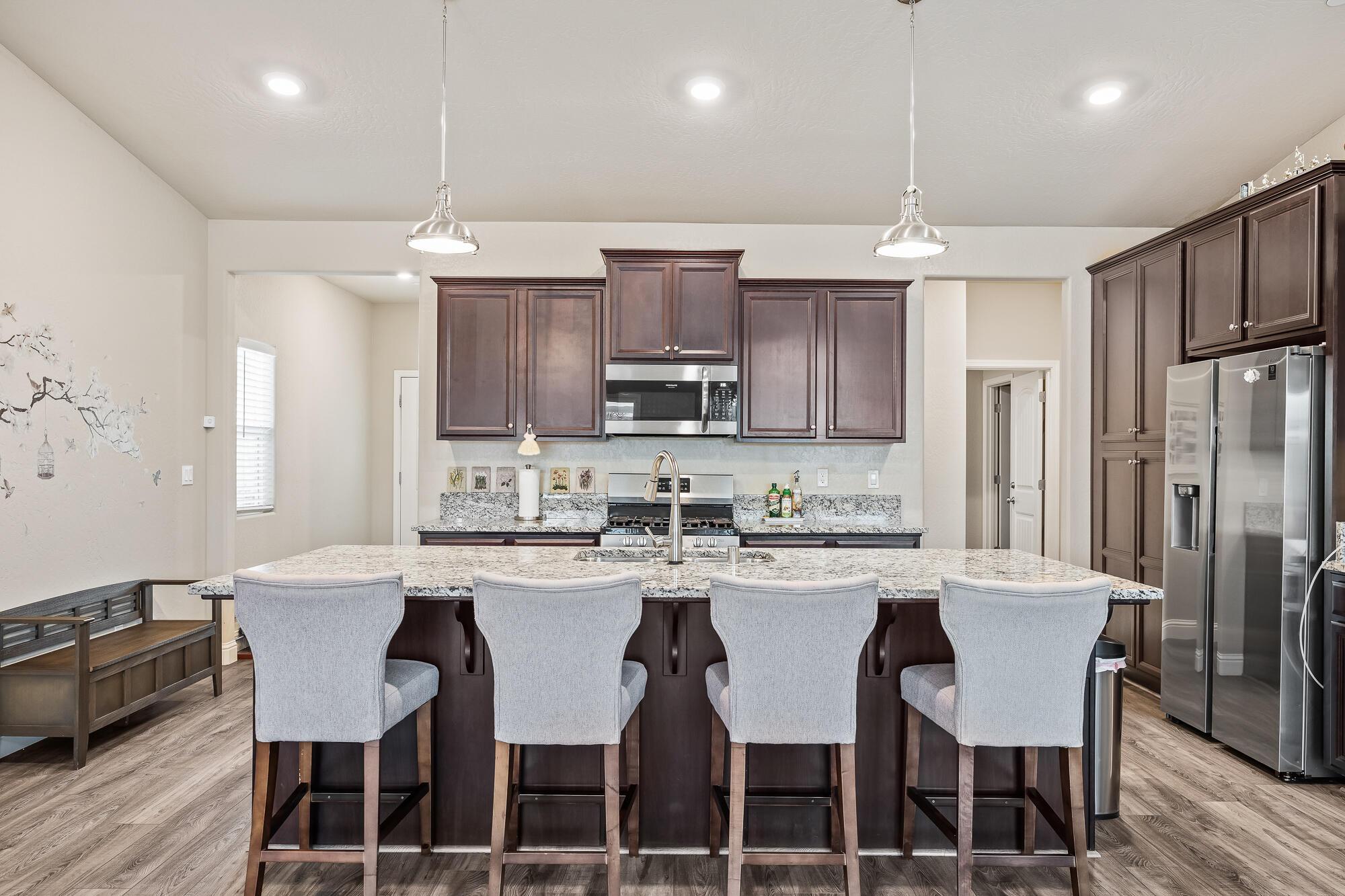 Visalia, California, 93292, United States, 3 Bedrooms Bedrooms, ,3 BathroomsBathrooms,Residential,For Sale,2007816