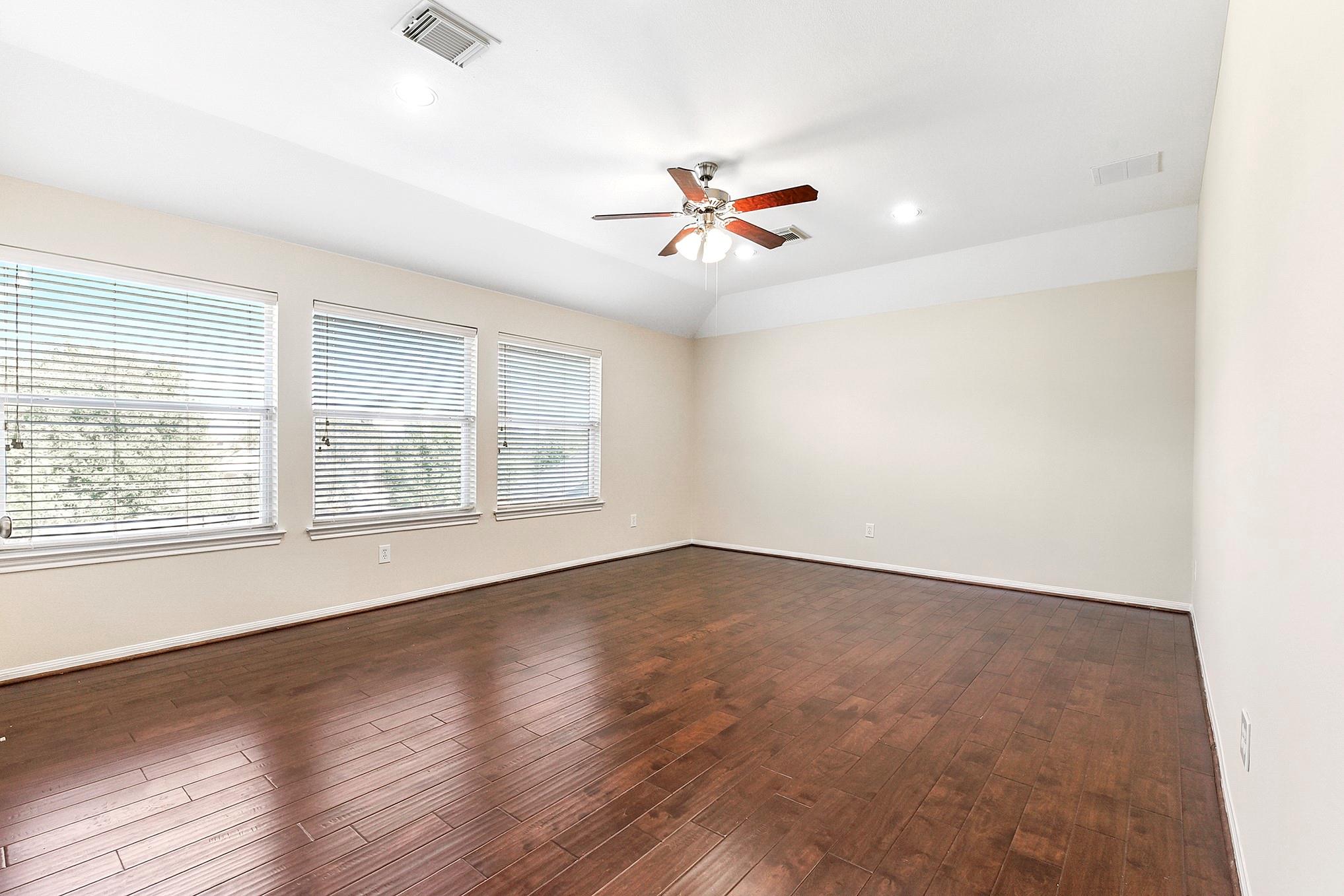 Katy, Texas, 77494, United States, 6 Bedrooms Bedrooms, ,4 BathroomsBathrooms,Residential,For Sale,1986069