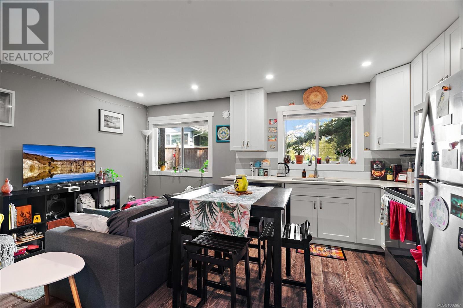 SOOKE, British Columbia, V9Z 0P8, CA, 5 Bedrooms Bedrooms, ,3 BathroomsBathrooms,Residential,For Sale,1889953