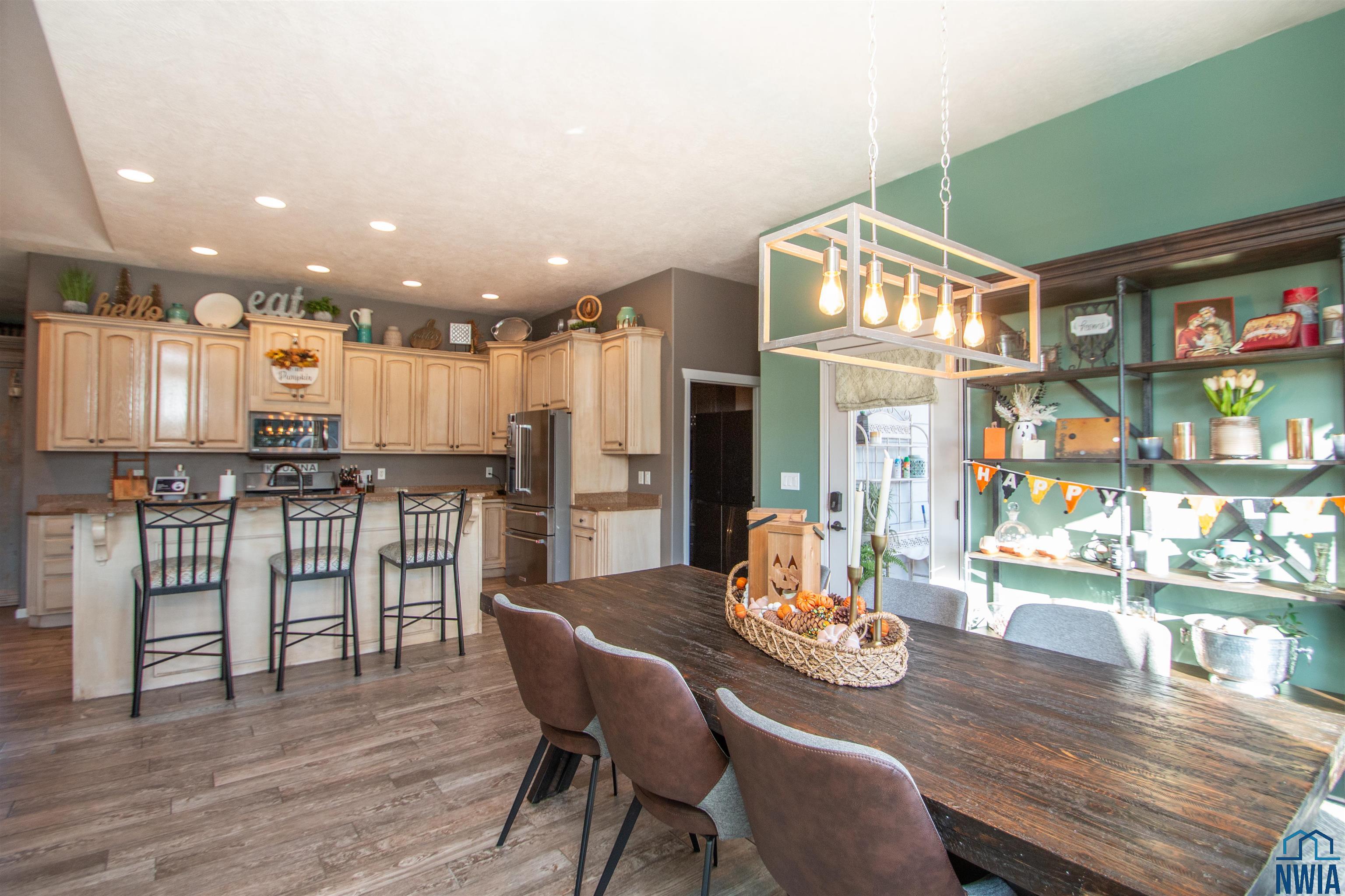 Sioux City, Iowa, 51106, United States, 5 Bedrooms Bedrooms, ,7 BathroomsBathrooms,Residential,For Sale,1976174