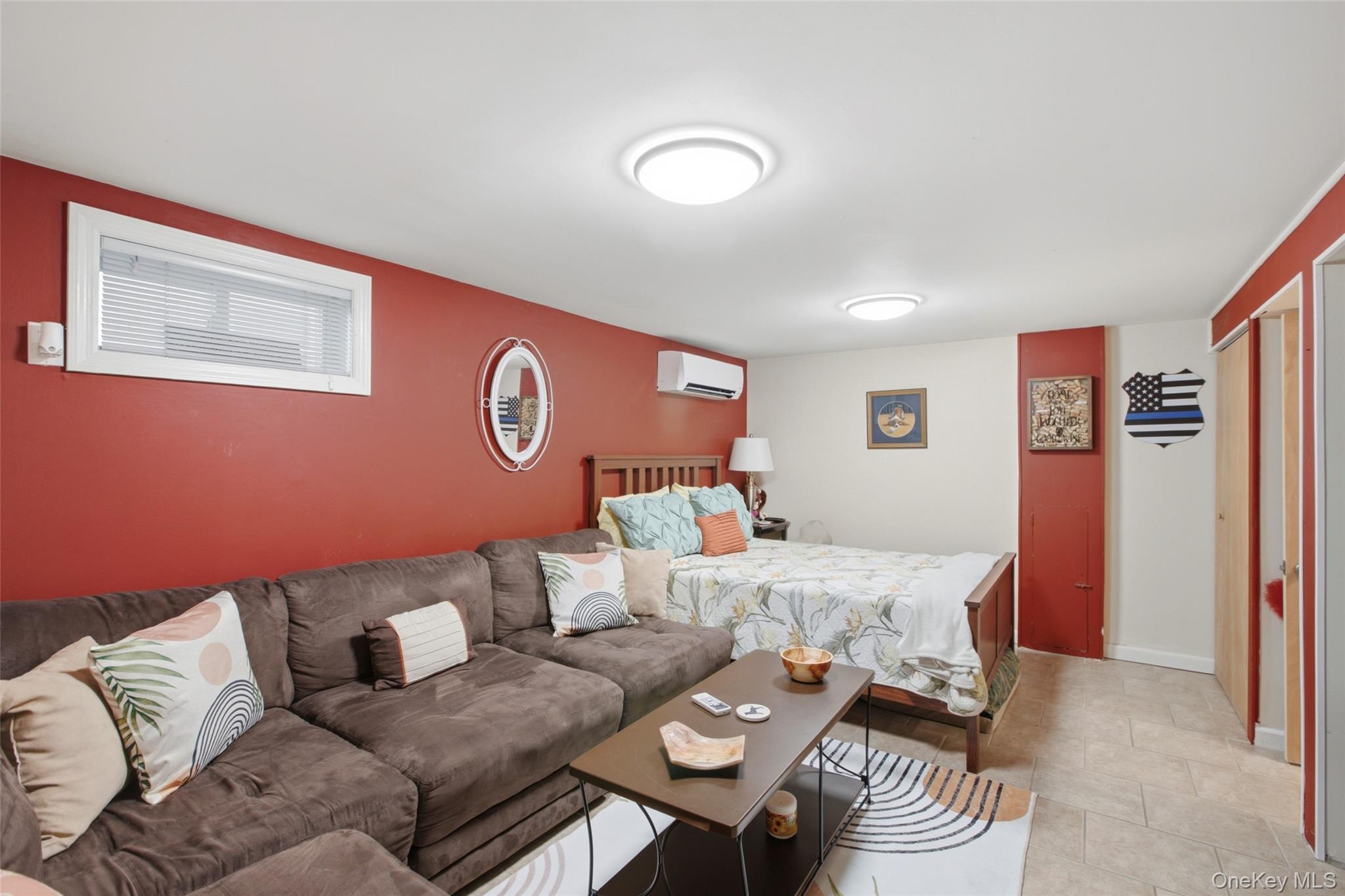  194 Willis Avenue, Floral Park, NY, 11001 - 物件實景
