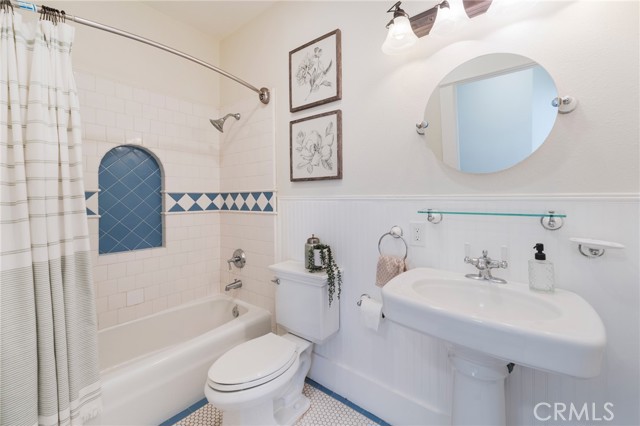 Anaheim, California, 92805, United States, 3 Bedrooms Bedrooms, ,2 BathroomsBathrooms,Residential,For Sale,2008850