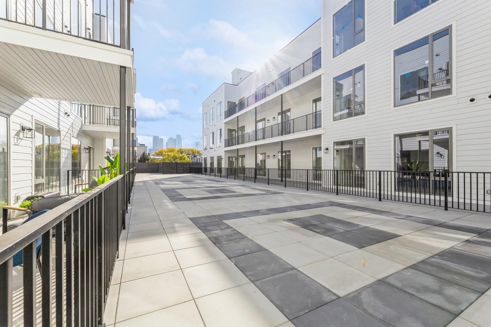 425 3rd St Unit 202, Jersey City, New Jersey, 07302, United States, 2 Bedrooms Bedrooms, ,2 BathroomsBathrooms,Residential,For Sale,425 3rd St Unit 202,1674924