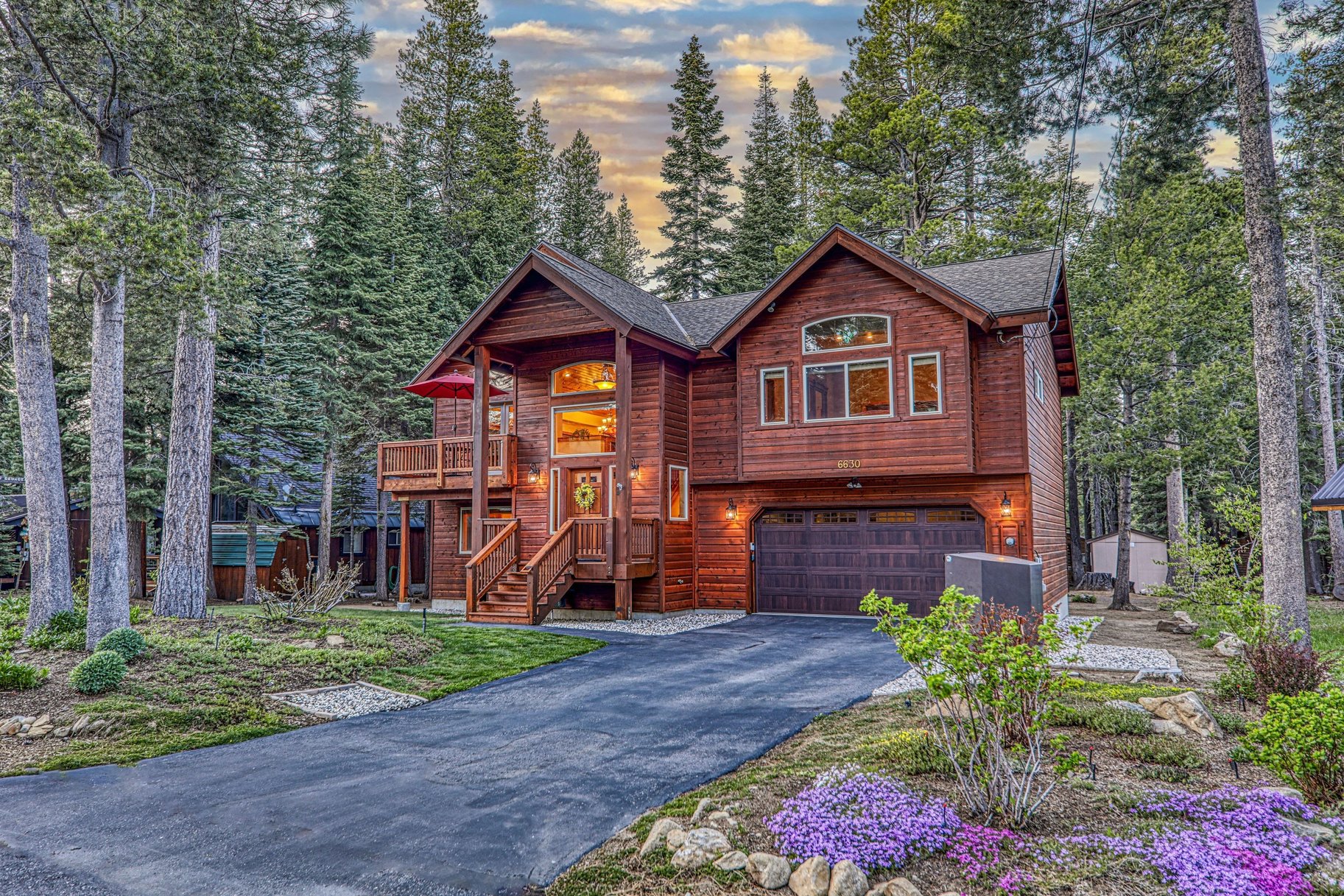  Just 2 Blocks From the World Famous Rubicon Trail on Lake Tahoe