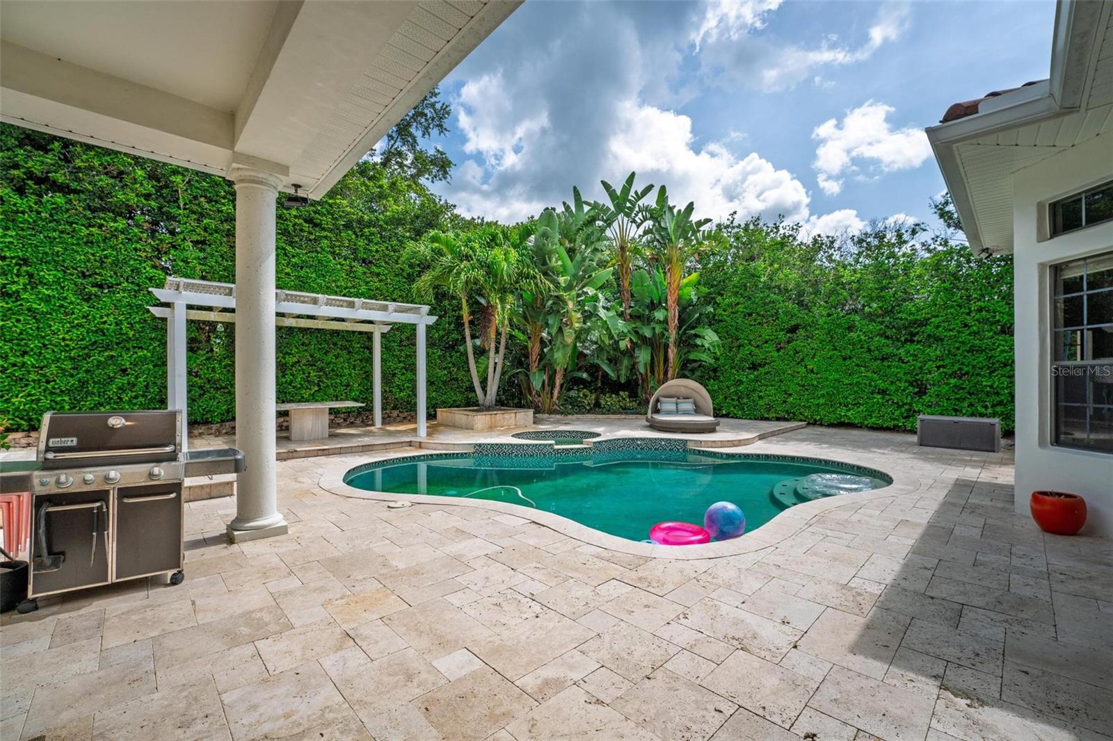 WINDERMERE, Florida, 34786, United States, 5 Bedrooms Bedrooms, ,5 BathroomsBathrooms,Residential,For Sale,1976046