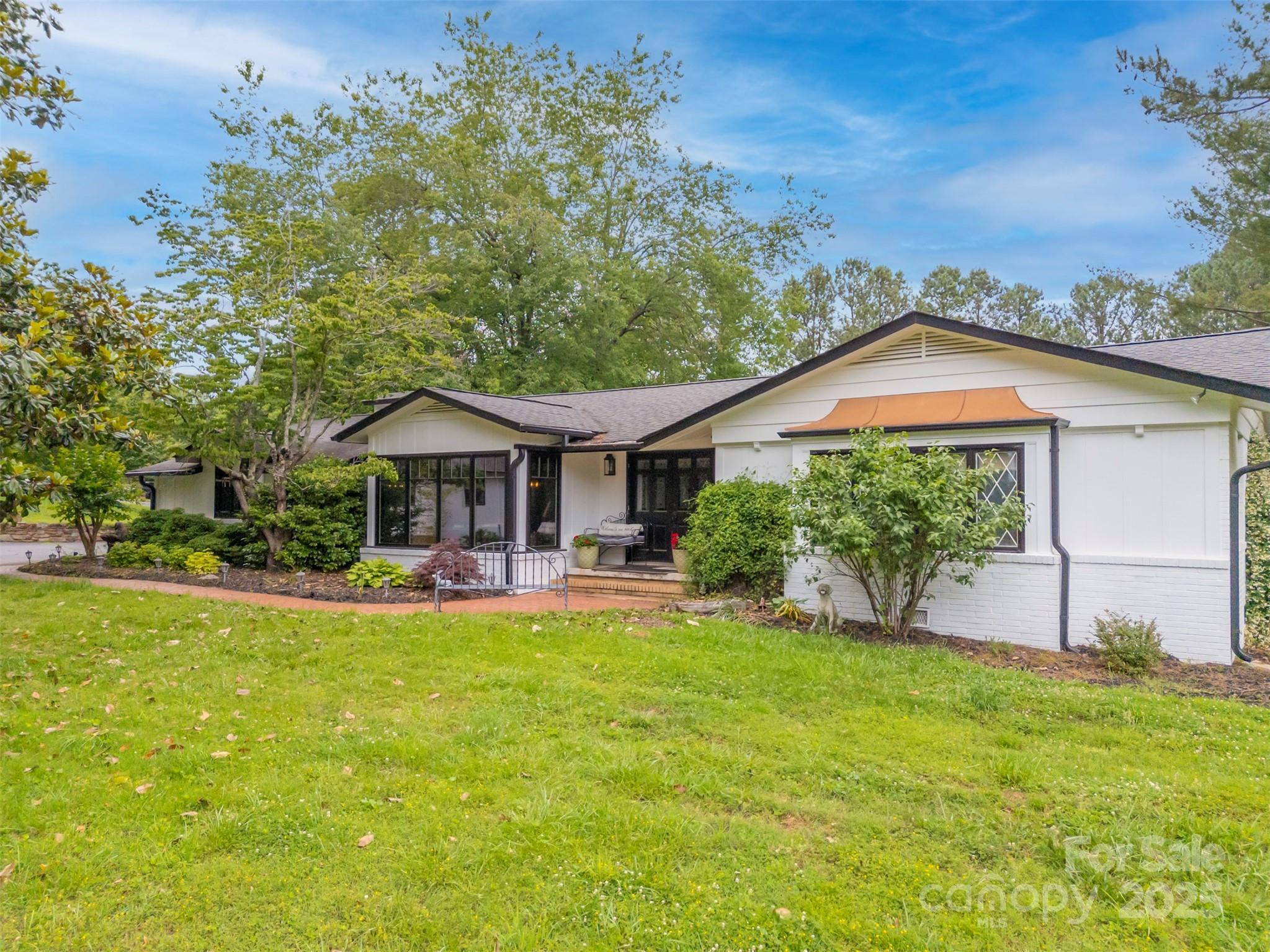 Columbus, North Carolina, 28722, United States, 4 Bedrooms Bedrooms, ,5 BathroomsBathrooms,Residential,For Sale,1828347