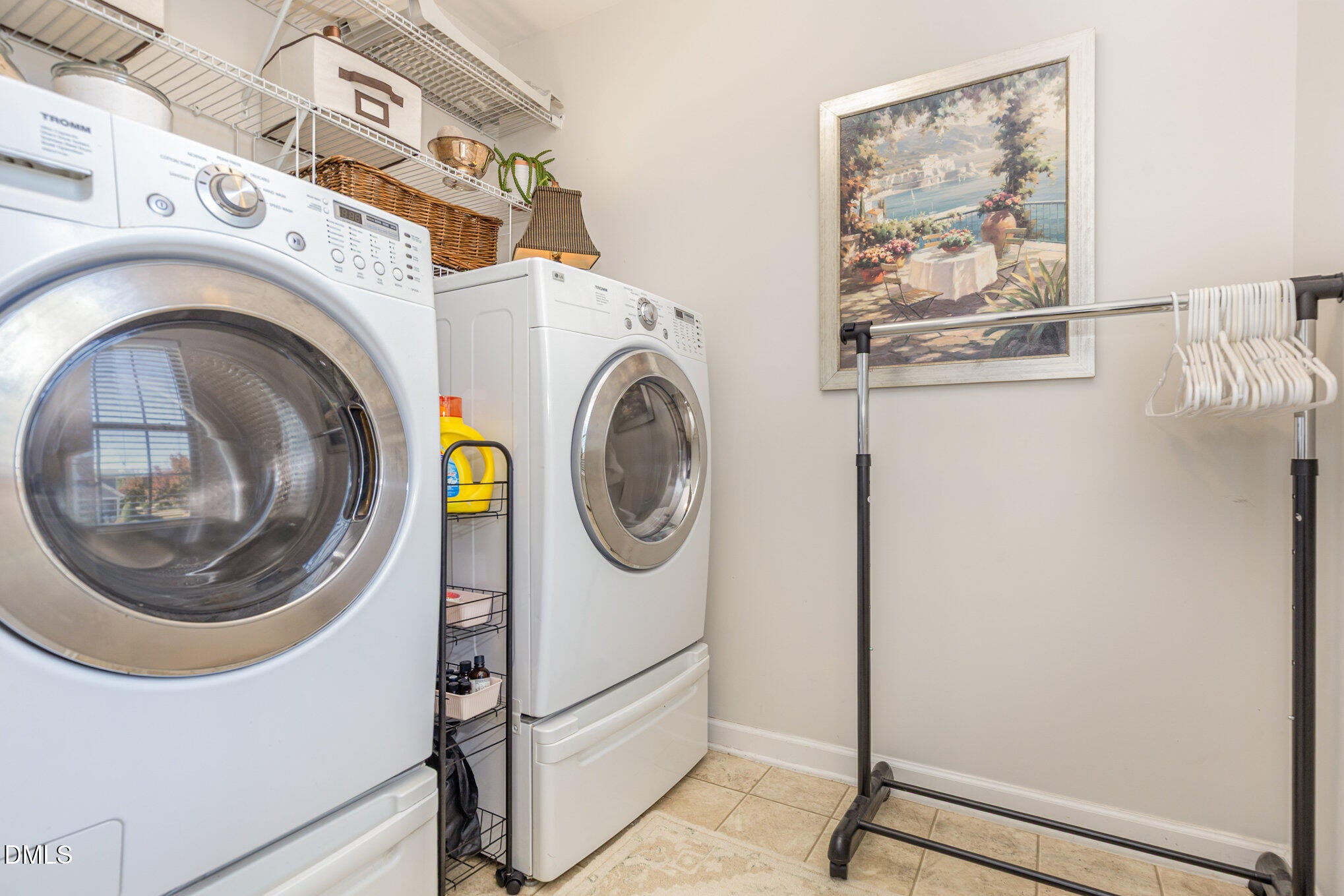 Apex, North Carolina, 27539, United States, 4 Bedrooms Bedrooms, ,3 BathroomsBathrooms,Residential,For Sale,1988359