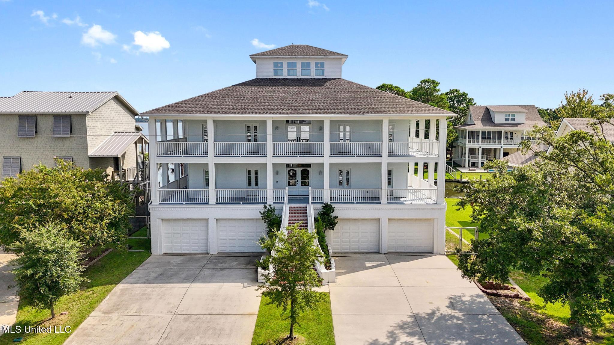 Pass Christian, Mississippi, 39571, United States, 5 Bedrooms Bedrooms, ,7 BathroomsBathrooms,Residential,For Sale,1989157