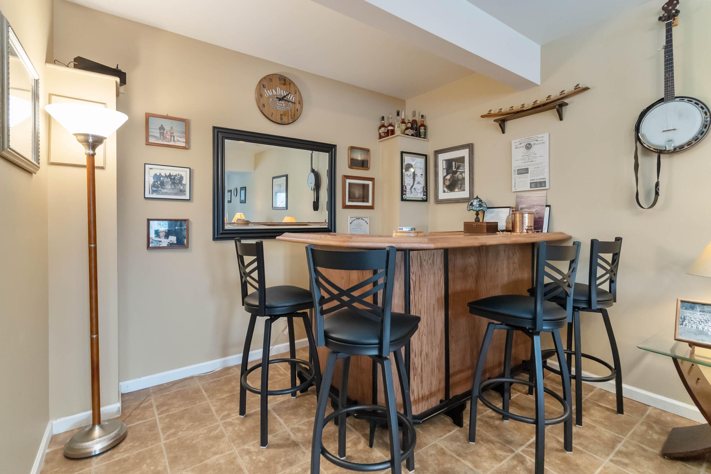 Richmond, Kentucky, 40475, United States, 4 Bedrooms Bedrooms, ,4 BathroomsBathrooms,Residential,For Sale,1910614