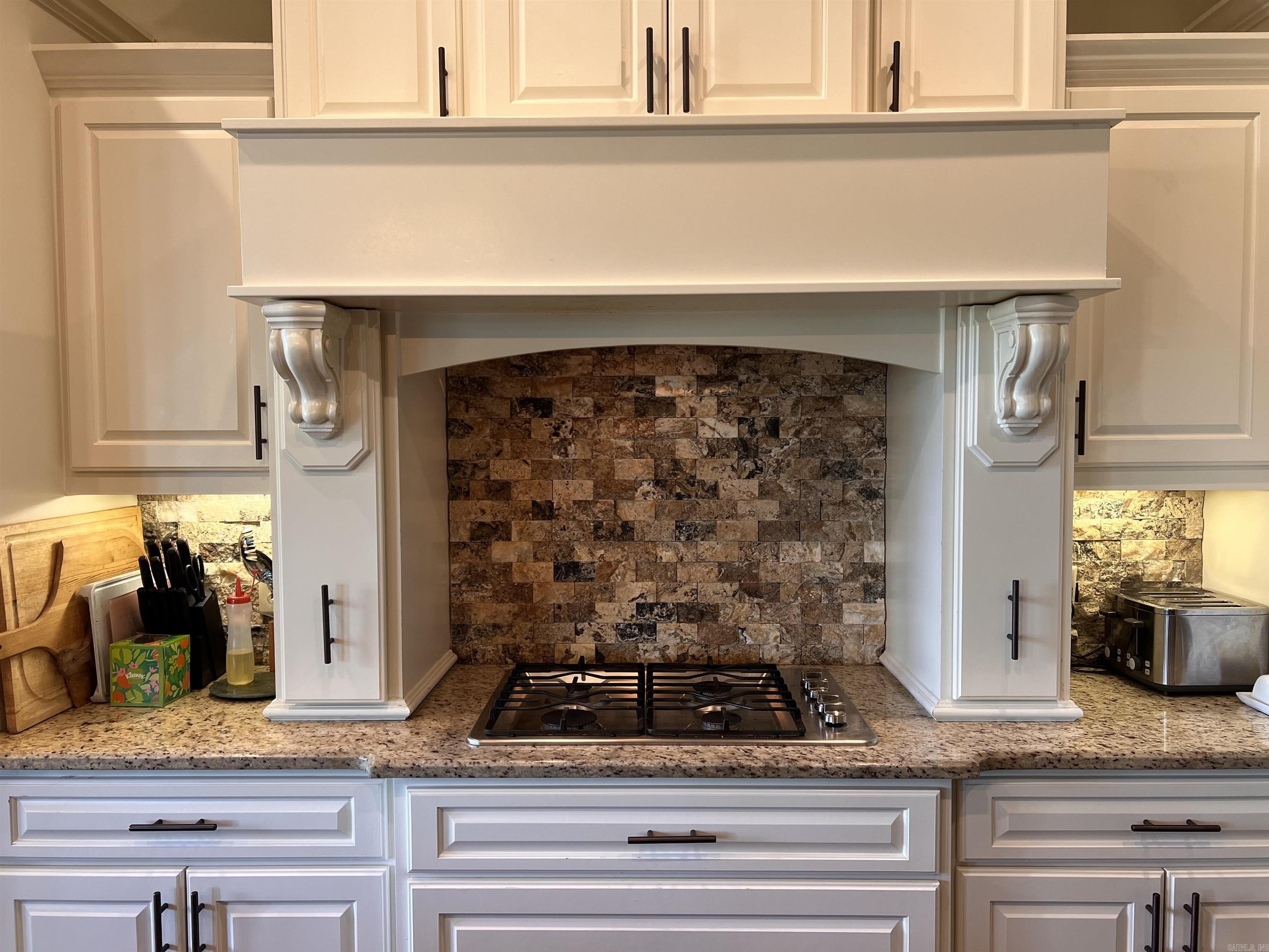 Hot Springs, Arkansas, 71913, United States, 3 Bedrooms Bedrooms, ,3 BathroomsBathrooms,Residential,For Sale,1976234