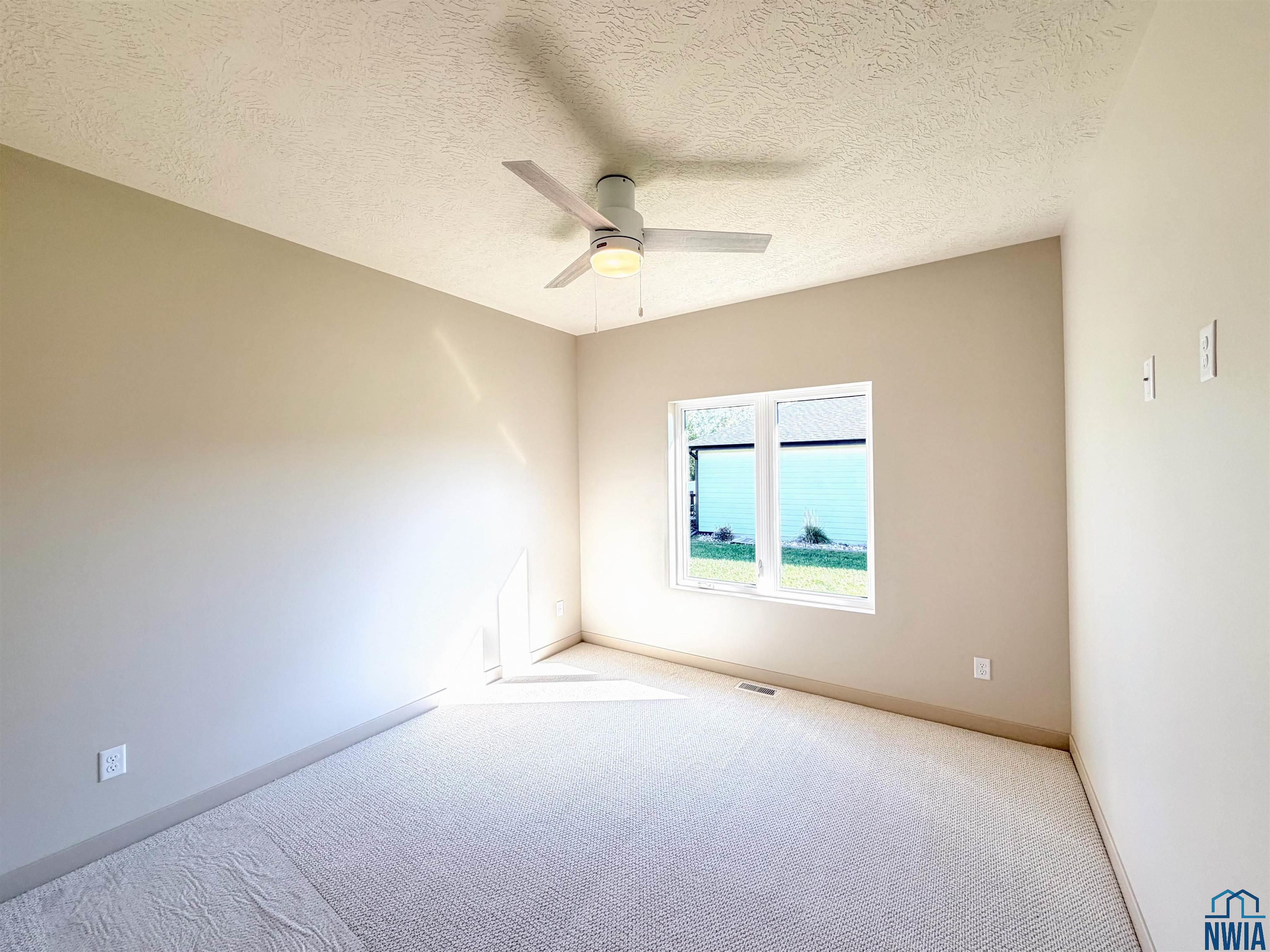 Sergeant Bluff, Iowa, 51054, United States, 3 Bedrooms Bedrooms, ,2 BathroomsBathrooms,Residential,For Sale,1974181