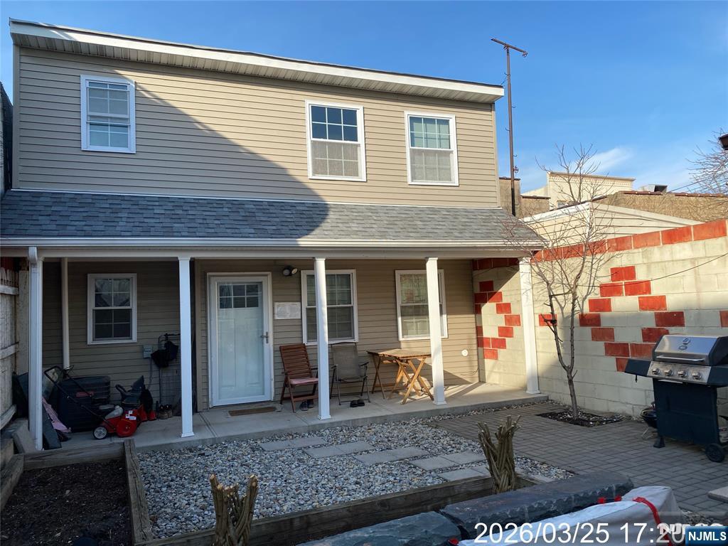 Newark, New Jersey, 07105, United States, 9 Bedrooms Bedrooms, ,5 BathroomsBathrooms,Residential,For Sale,2030710