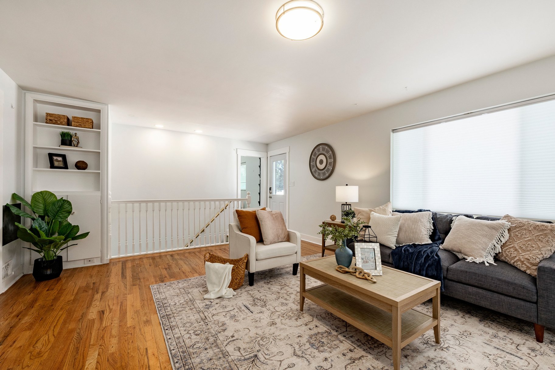  Updated Millcreek Home with Space to Make It Your Own - 物件實景