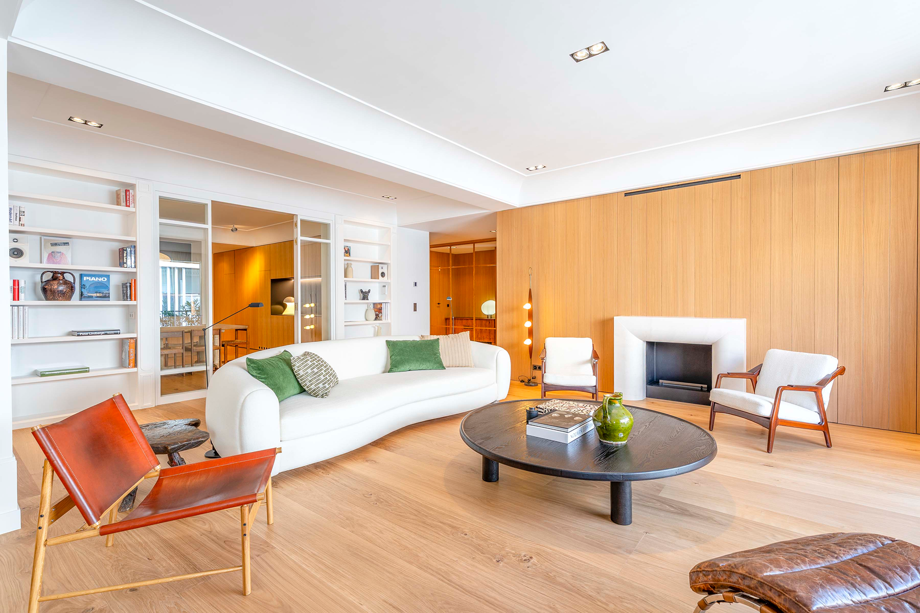  Exclusive 4th floor with garage and designer renovation in Justicia. Madrid - 物件實景