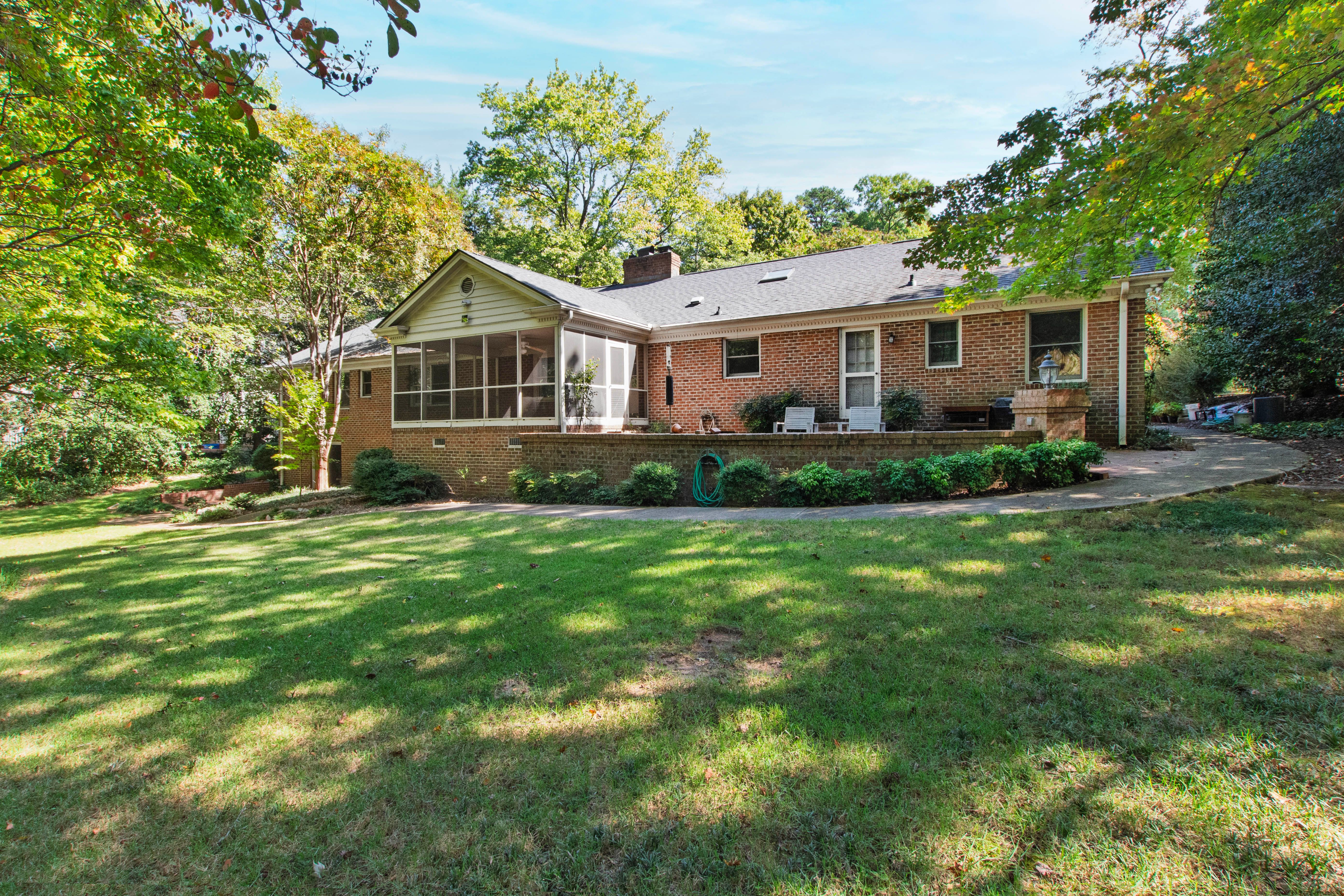 3705 Stonehaven Drive, Raleigh, NC 27609 - 物件實景