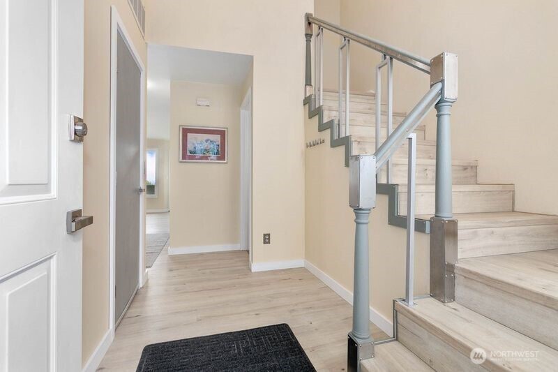 Blaine, Washington, 98230, United States, 2 Bedrooms Bedrooms, ,2 BathroomsBathrooms,Residential,For Sale,1896205