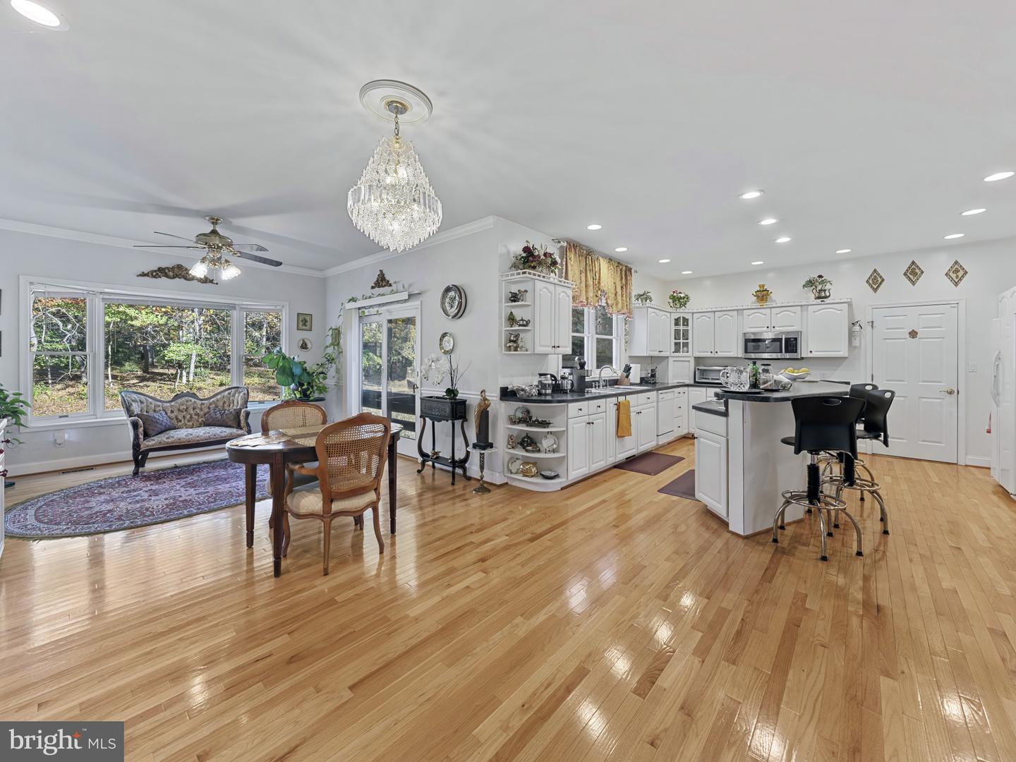 Reston, Virginia, 20190, United States, 6 Bedrooms Bedrooms, ,6 BathroomsBathrooms,Residential,For Sale,1987632