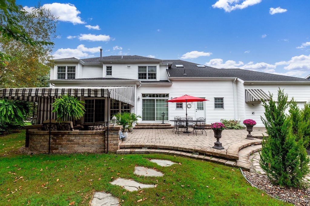 Grand Island, New York, 14072, United States, 4 Bedrooms Bedrooms, ,5 BathroomsBathrooms,Residential,For Sale,1975944