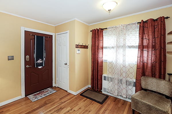 Massapequa, New York, 11758, United States, 3 Bedrooms Bedrooms, ,2 BathroomsBathrooms,Residential,For Sale,1974193