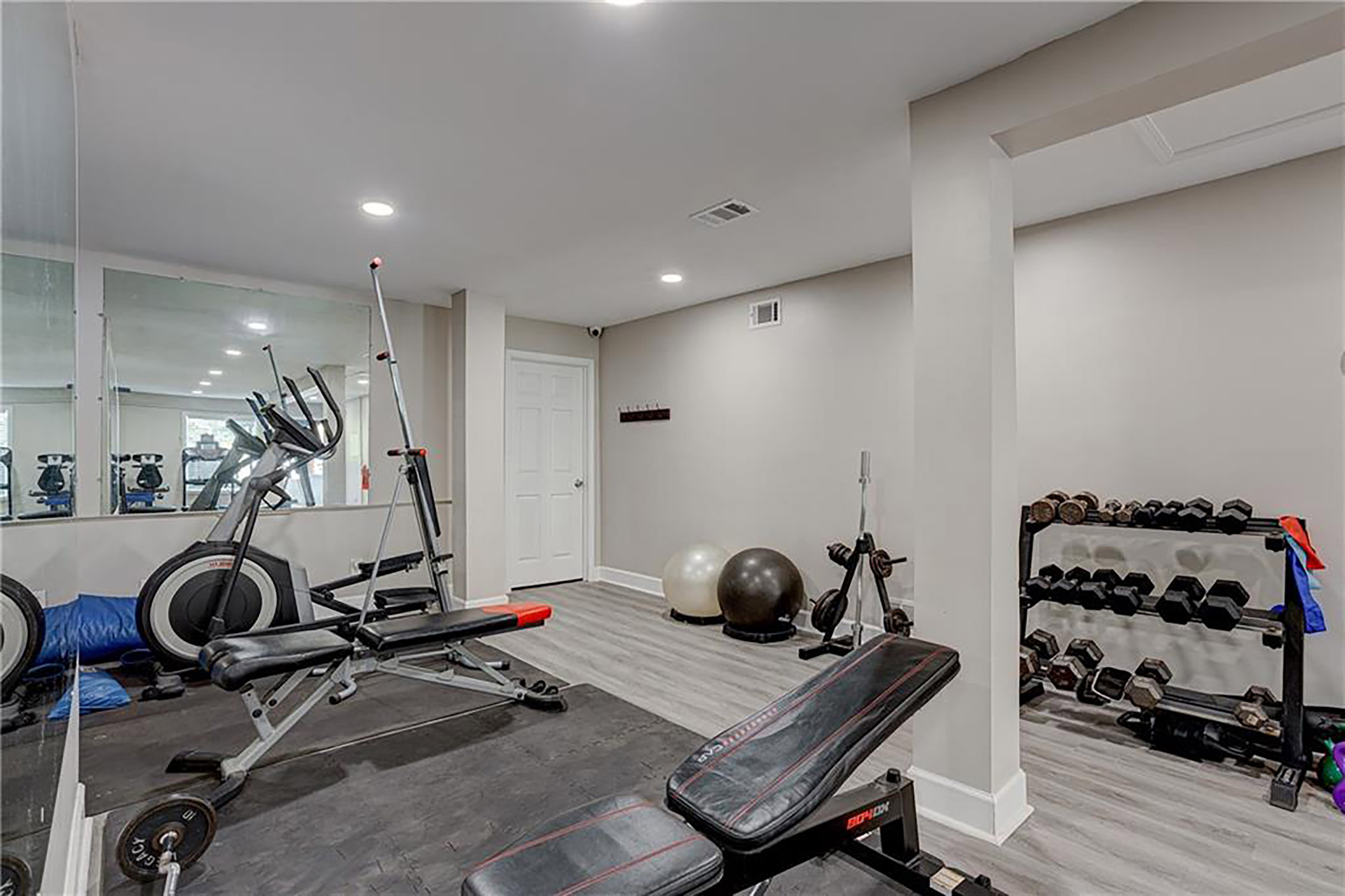  Charming Townhome Tucked into the Heart of Vinings - 物件實景
