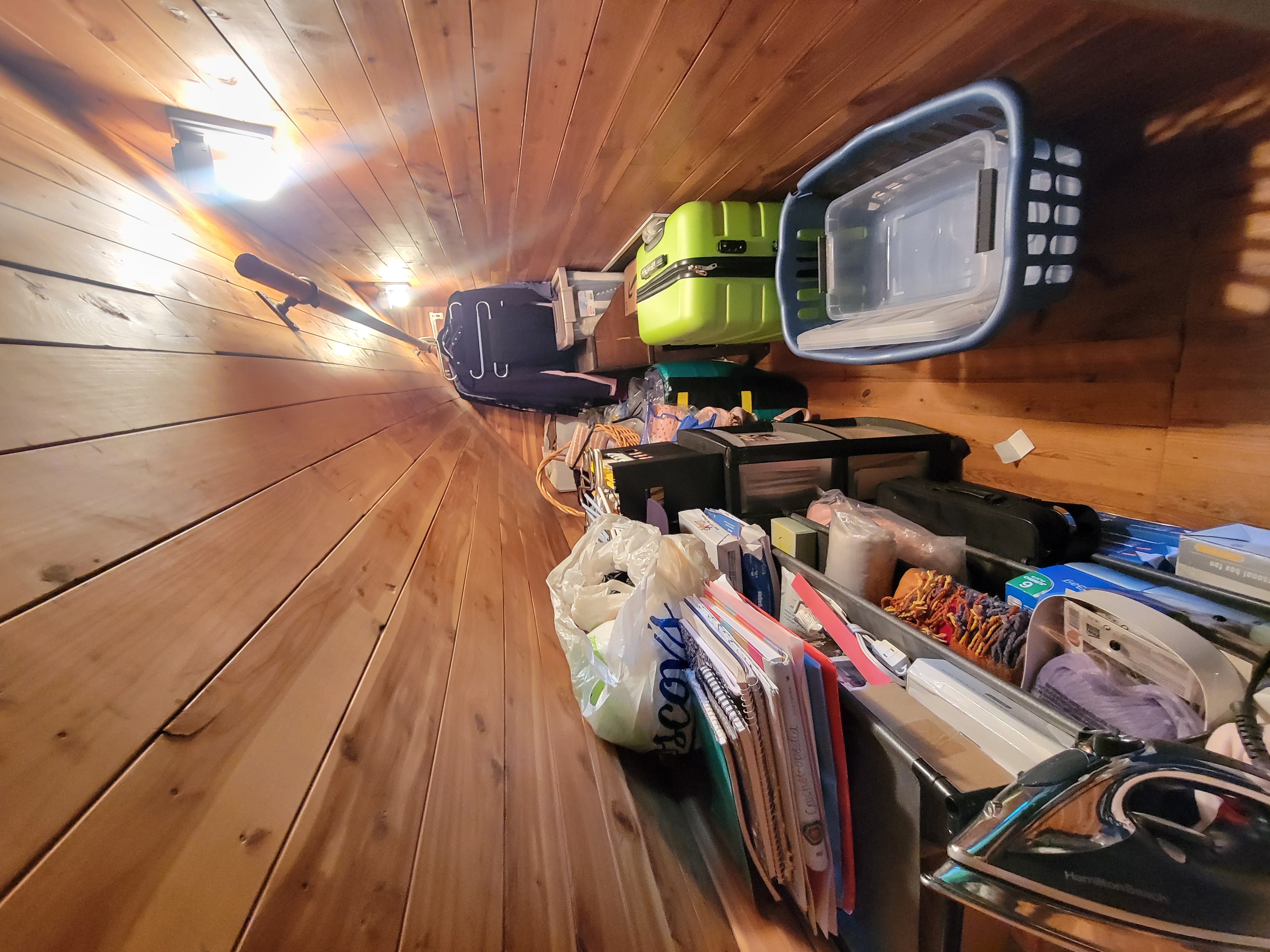 Carteret, New Jersey, 07008, United States, 6 Bedrooms Bedrooms, ,2 BathroomsBathrooms,Residential,For Sale,1980977